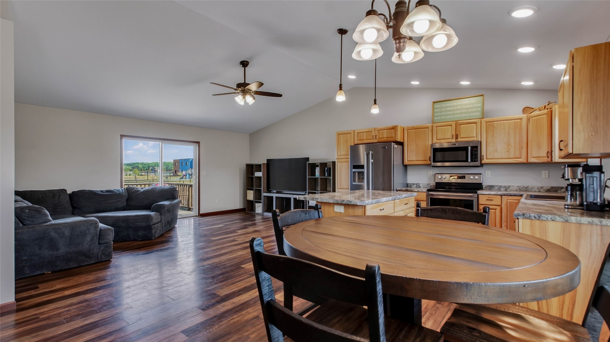 519 Haglin Avenue Property Photo 4