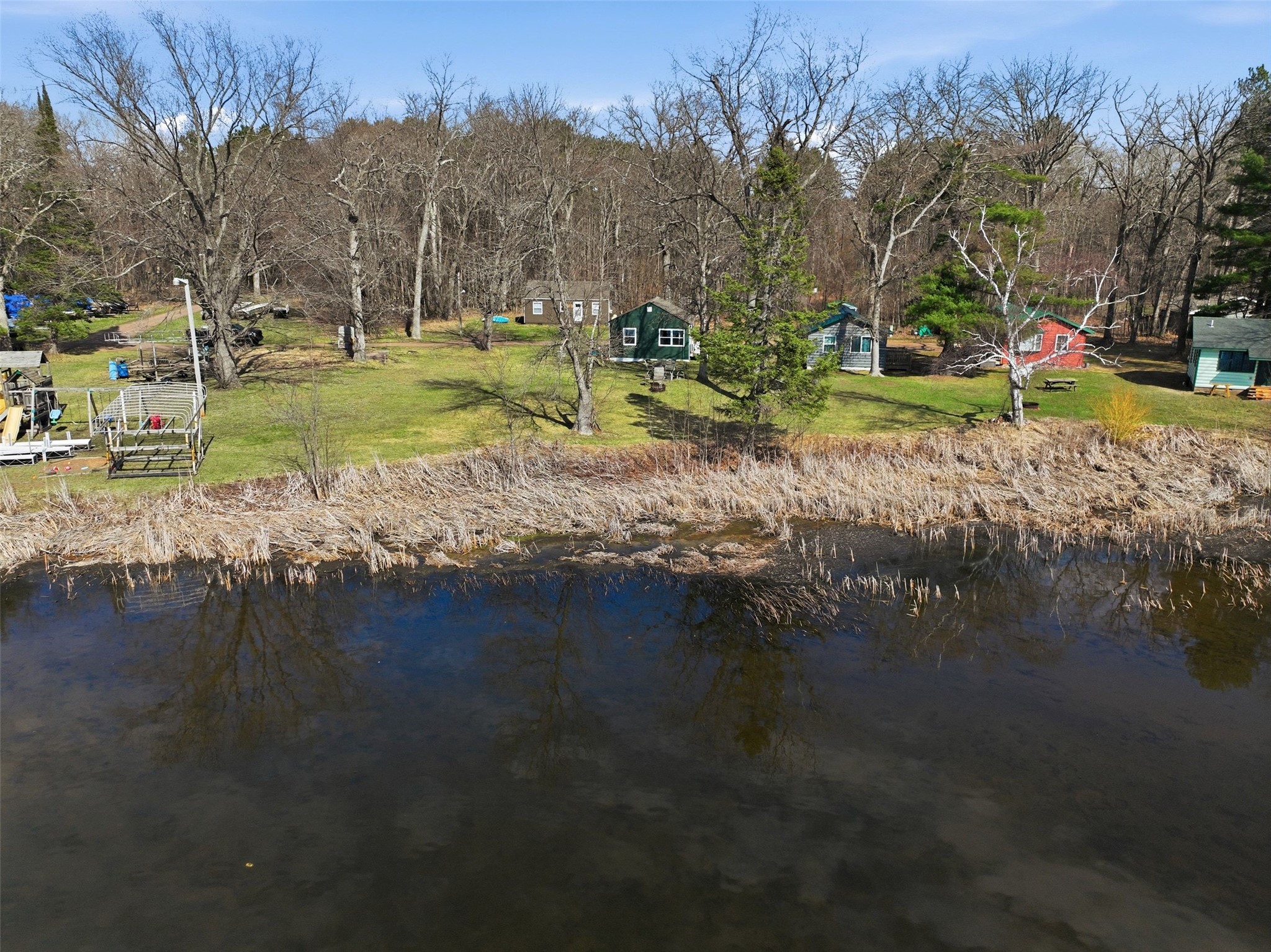 24541 Clam Lake Drive Property Photo 6