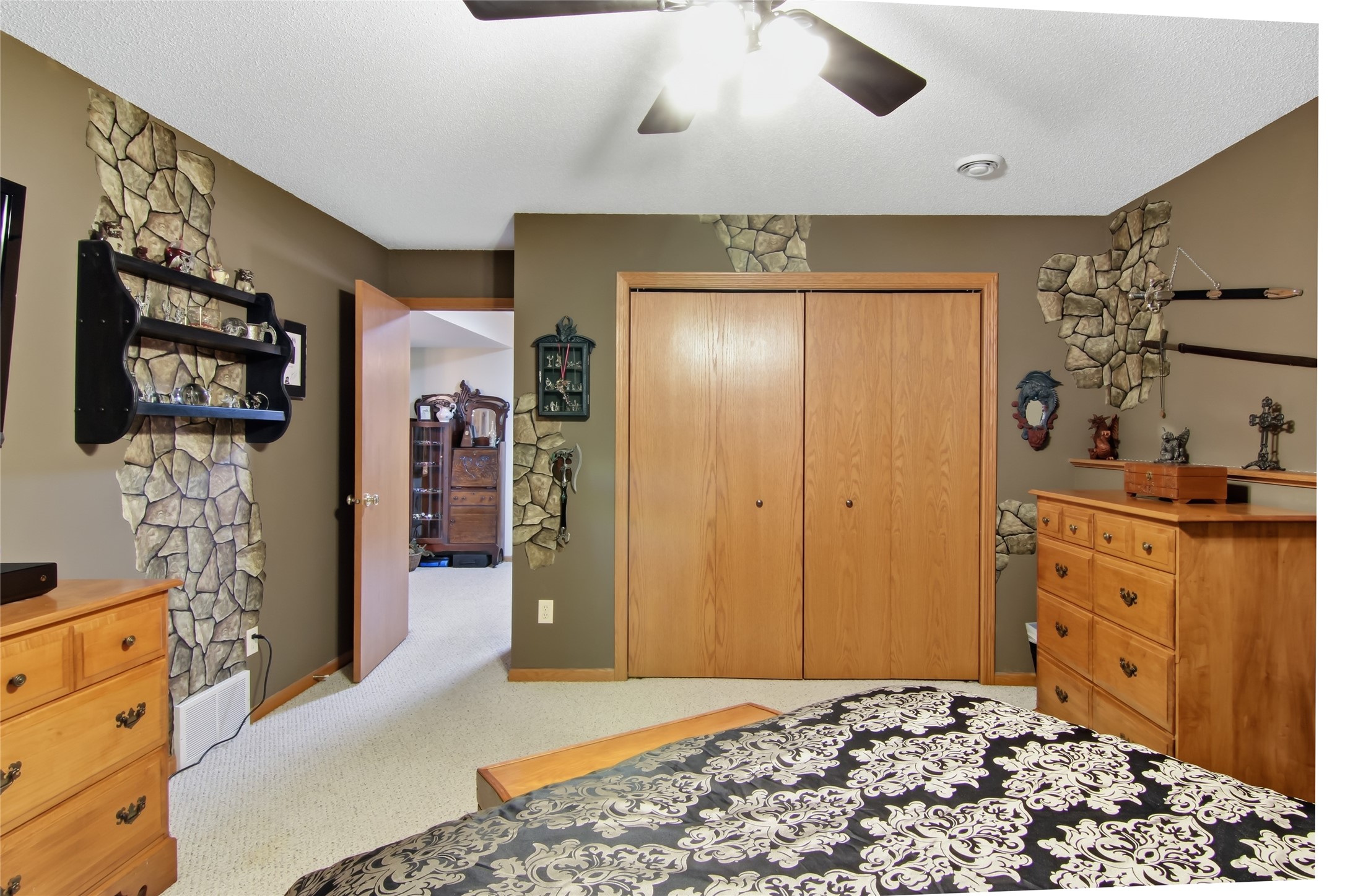 4853 146th Street Property Photo 32