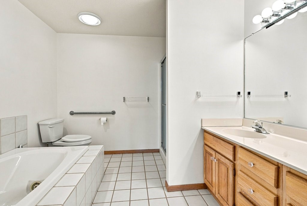 503 Grandview Heights Court Property Photo 25