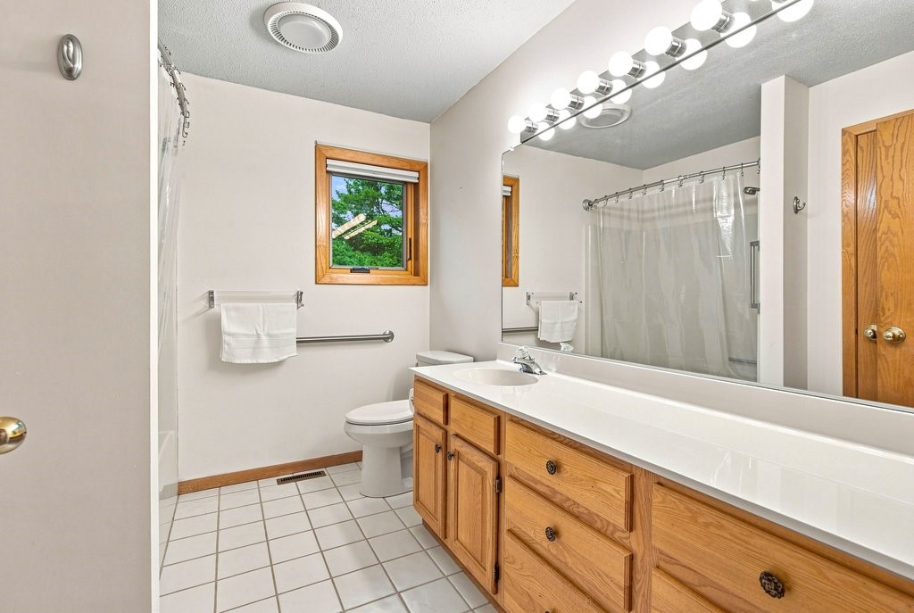 503 Grandview Heights Court Property Photo 28