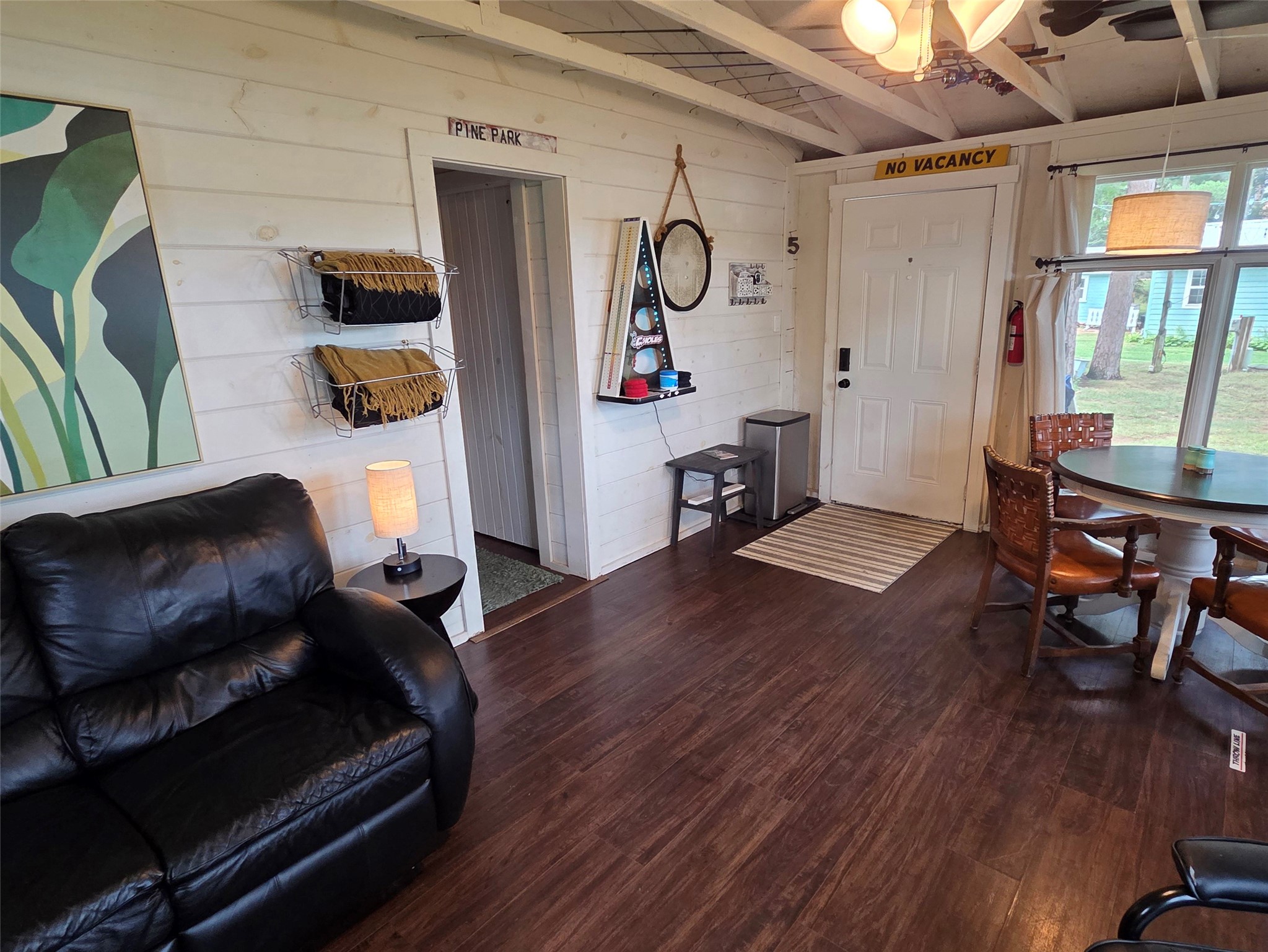 1604054 Property Photo 7