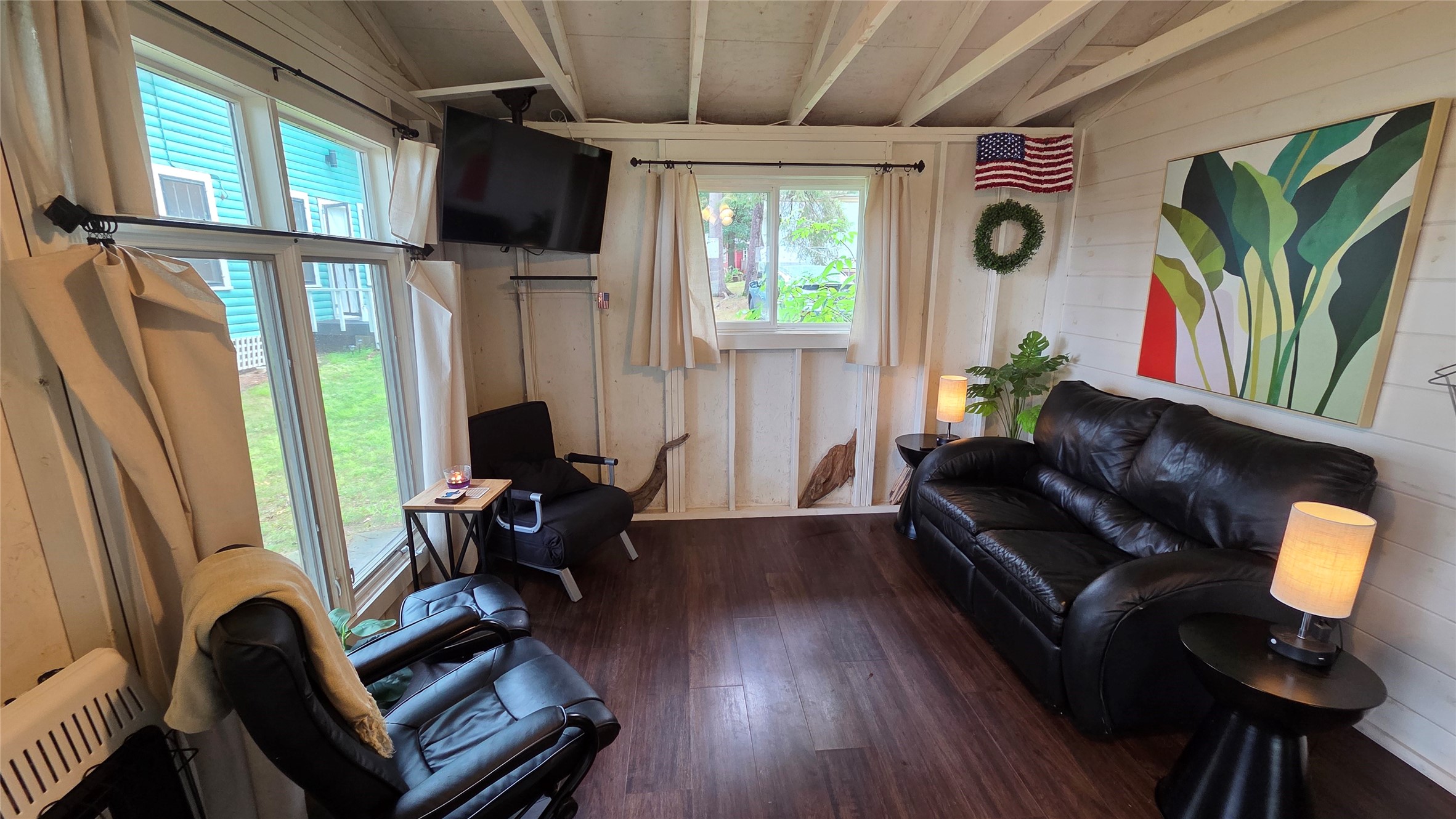 1604054 Property Photo 10