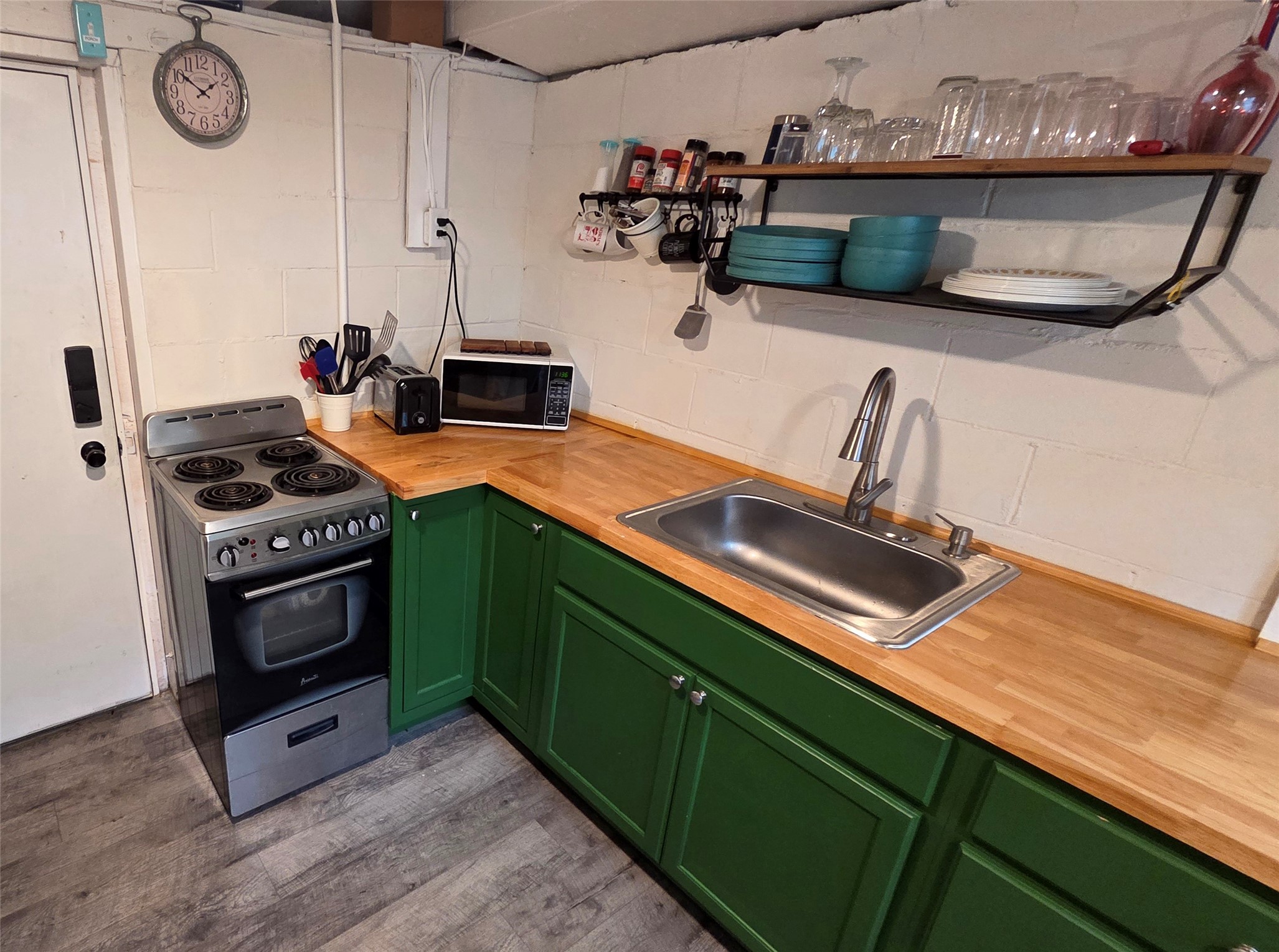 1604054 Property Photo 13