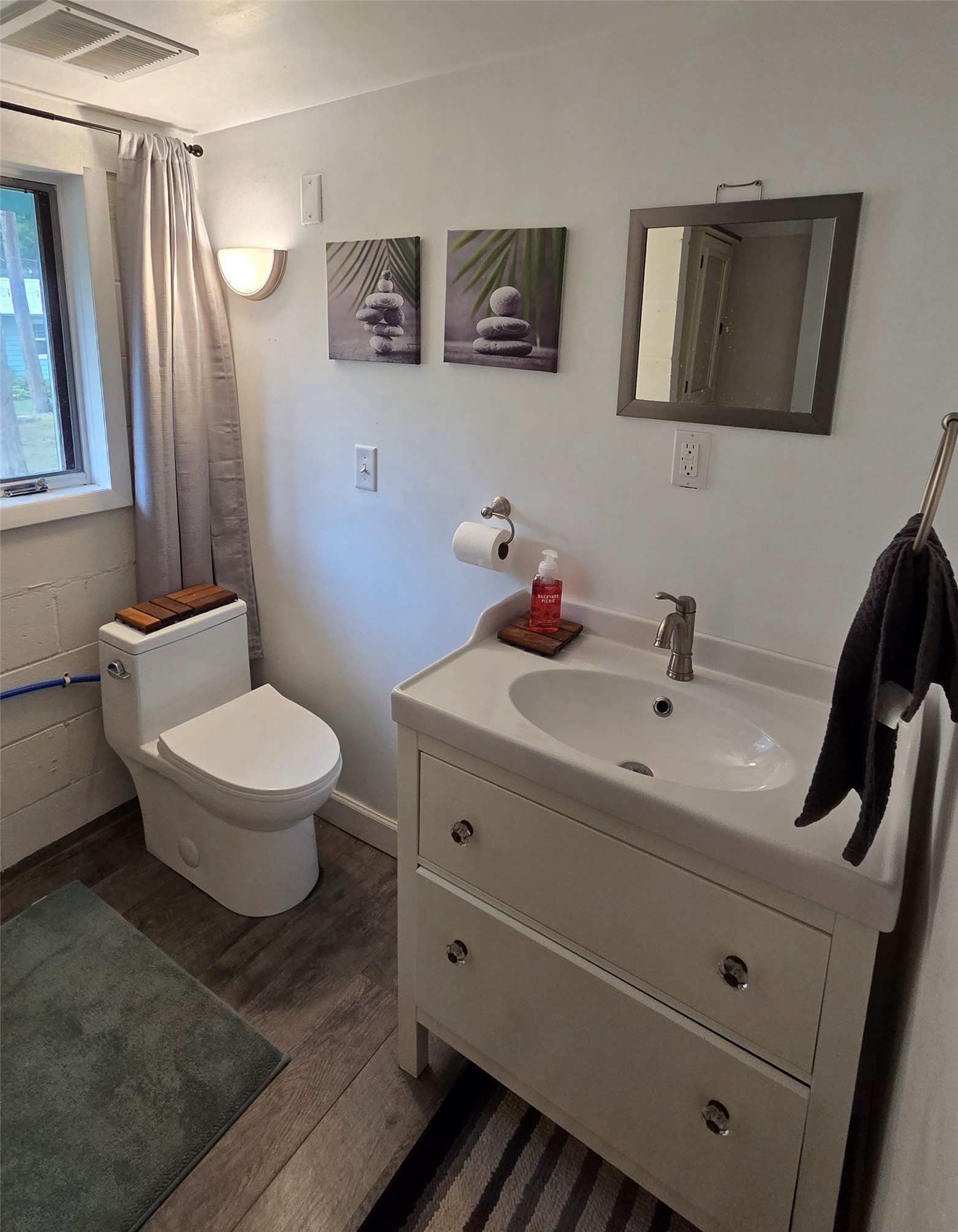 1604054 Property Photo 21