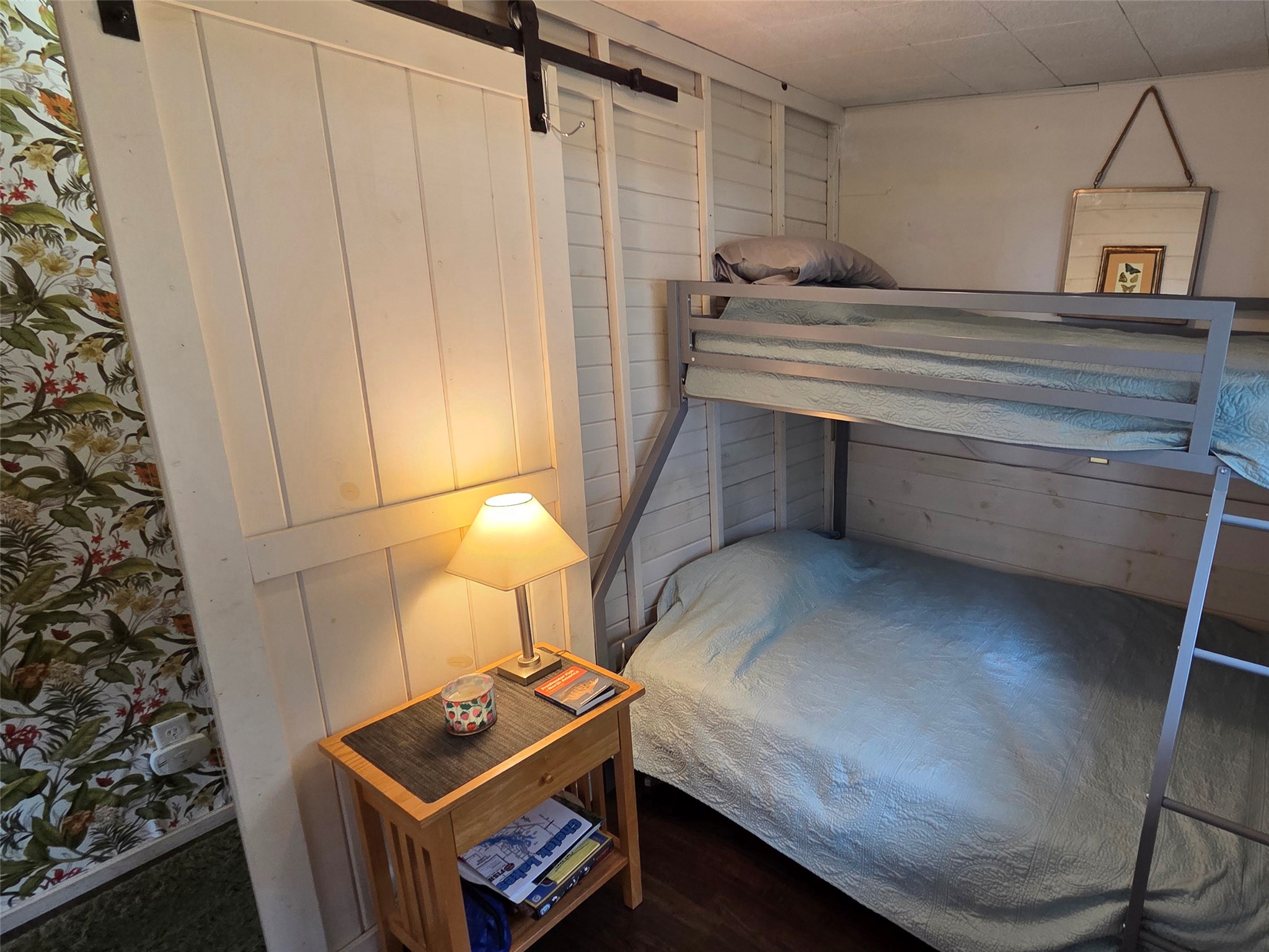 1604054 Property Photo 27