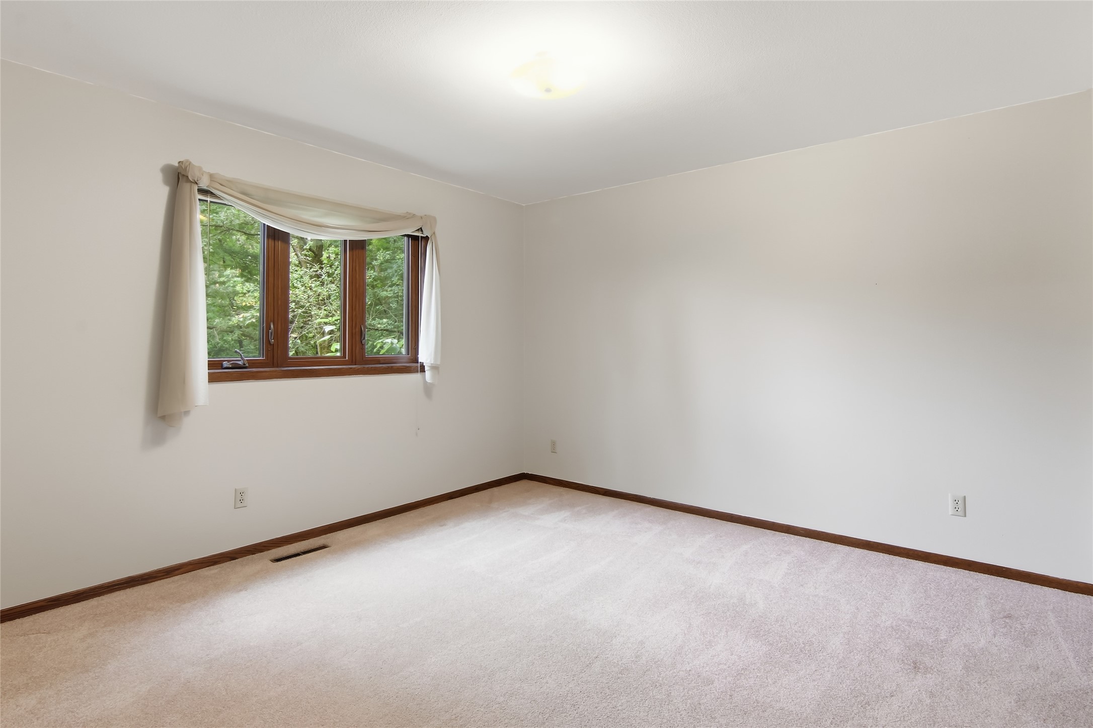 2008 Noble Court Property Photo 15