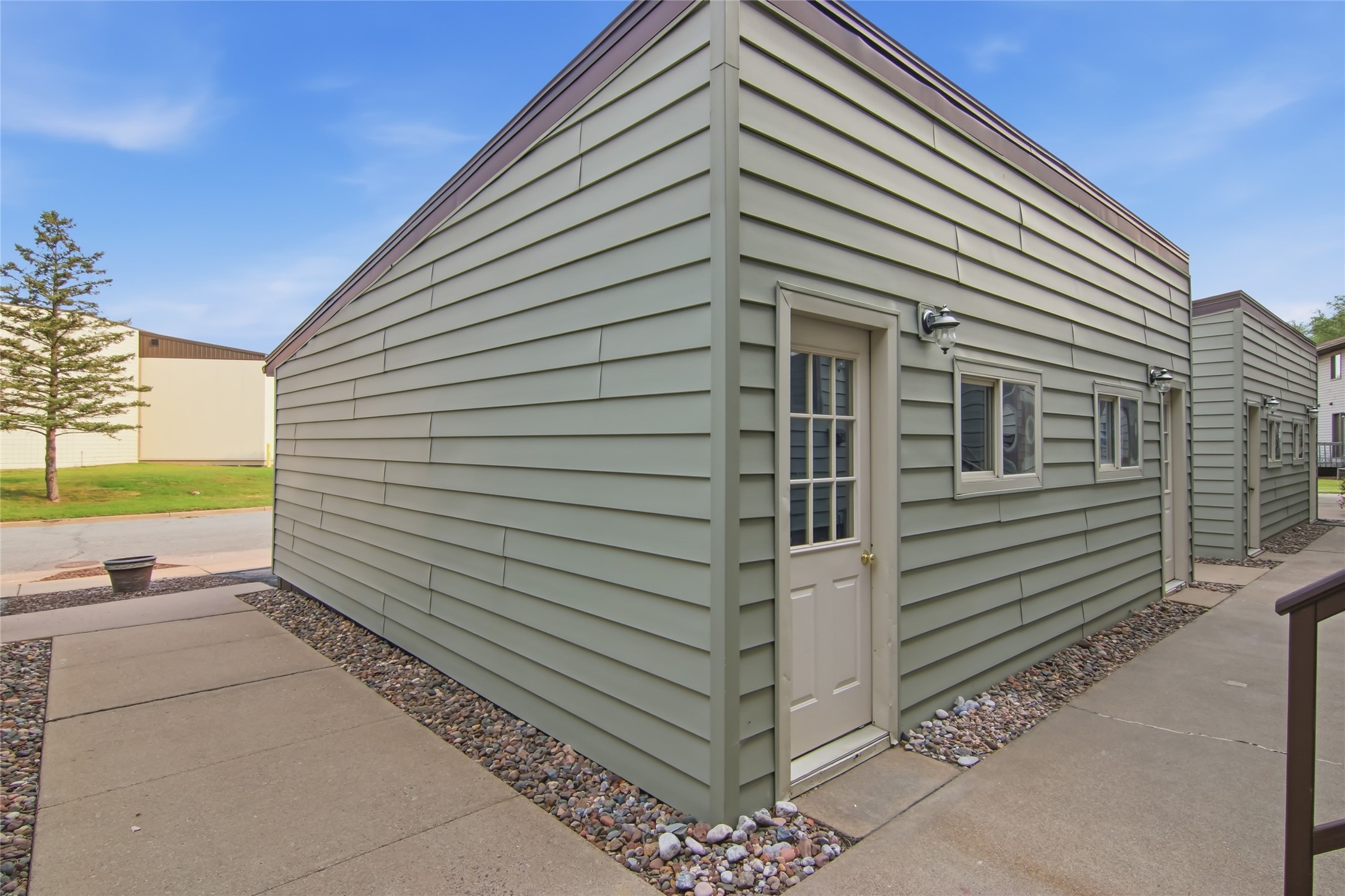 2731 Morningside Drive A Property Photo 29