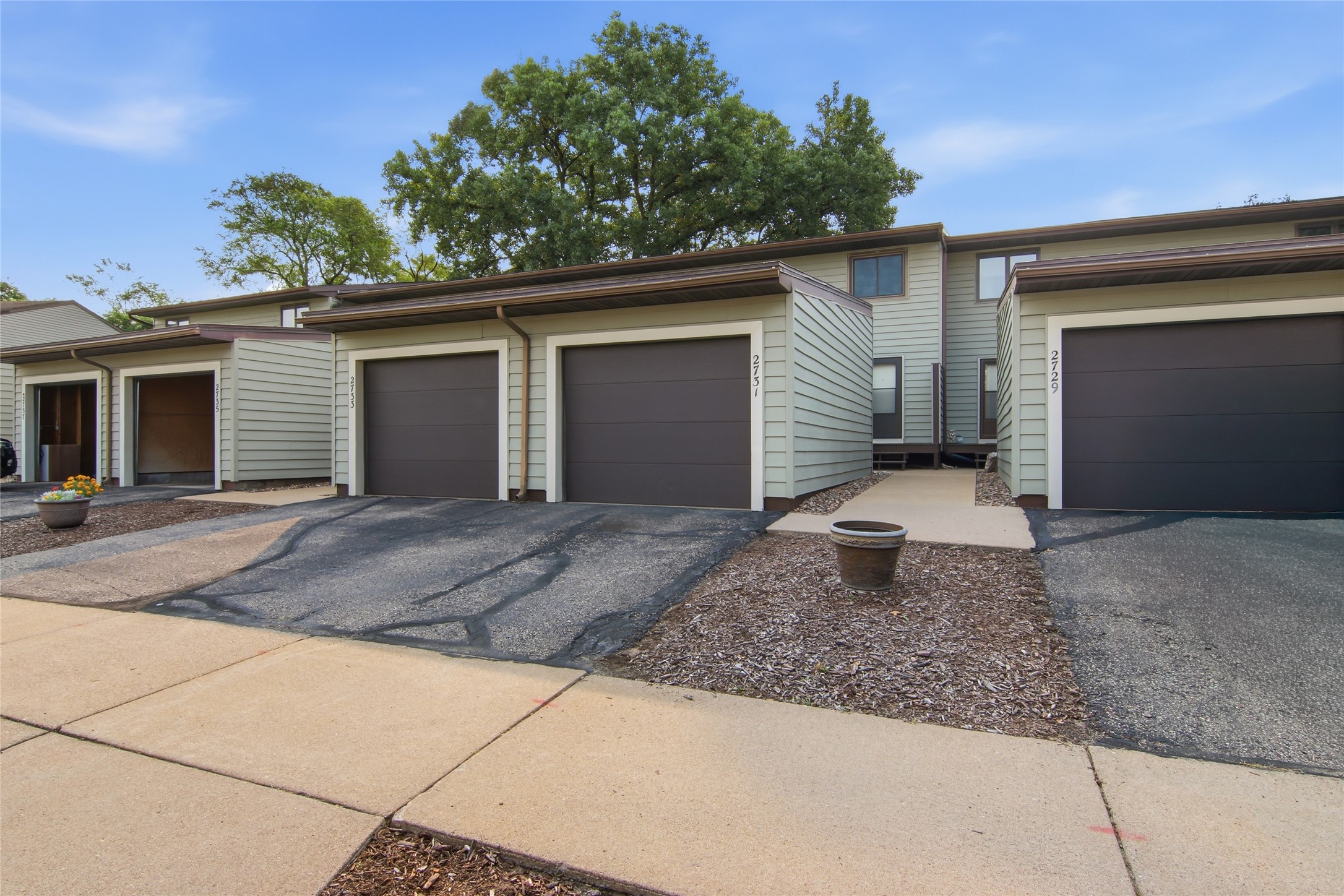 2731 Morningside Drive A Property Photo 31
