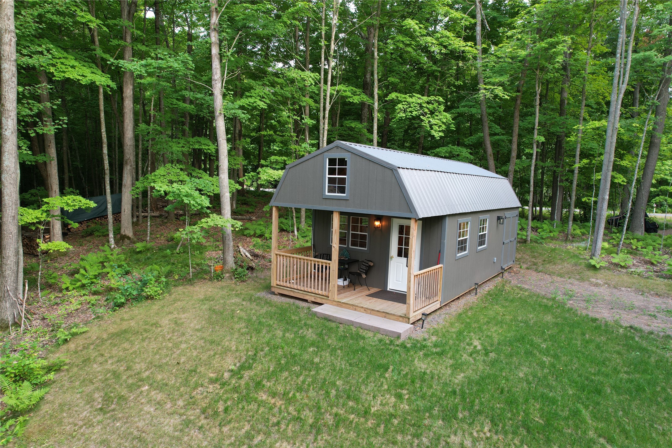 296 26 1/8 Avenue Property Photo 16