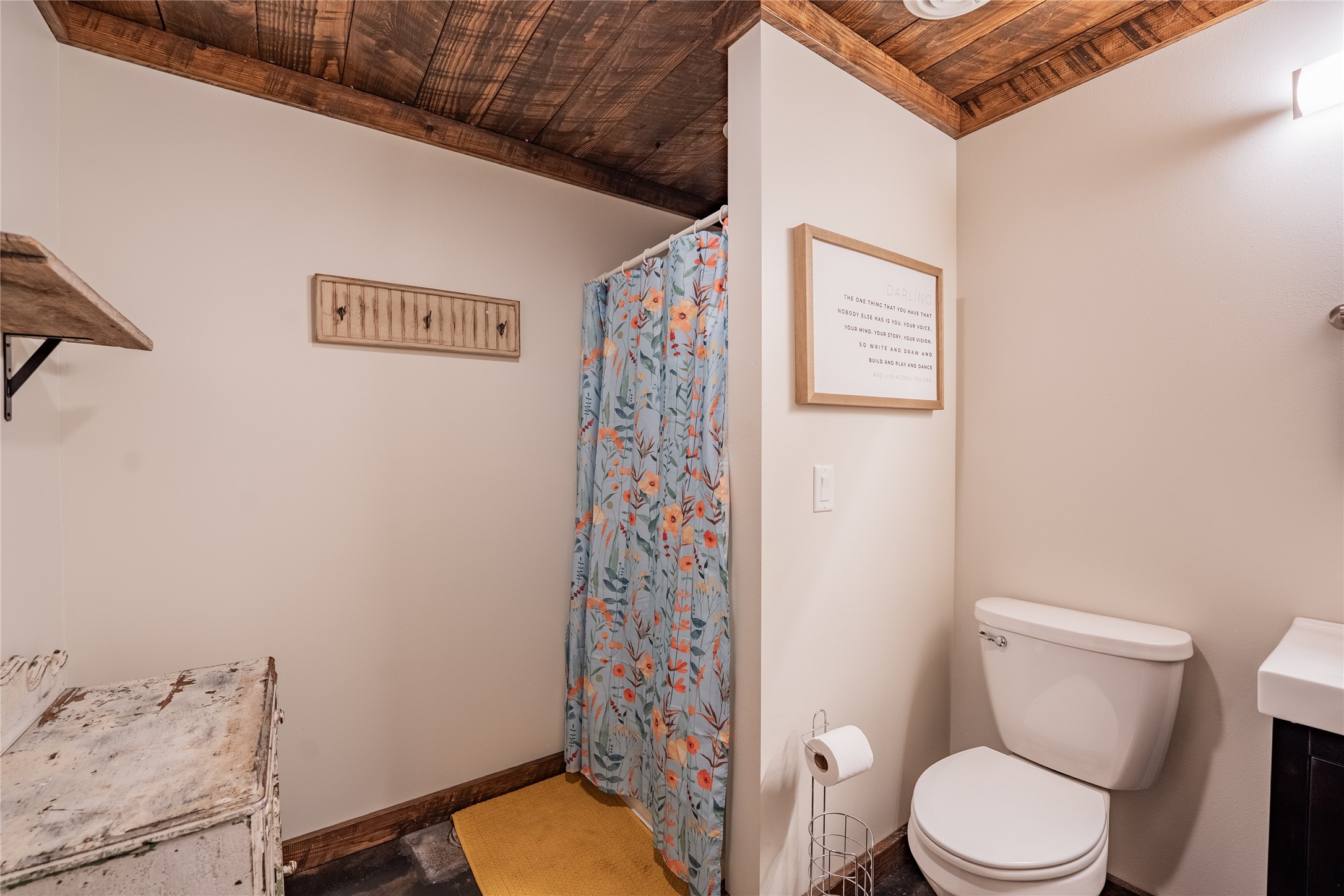 1704 Sierra Drive S Property Photo 41