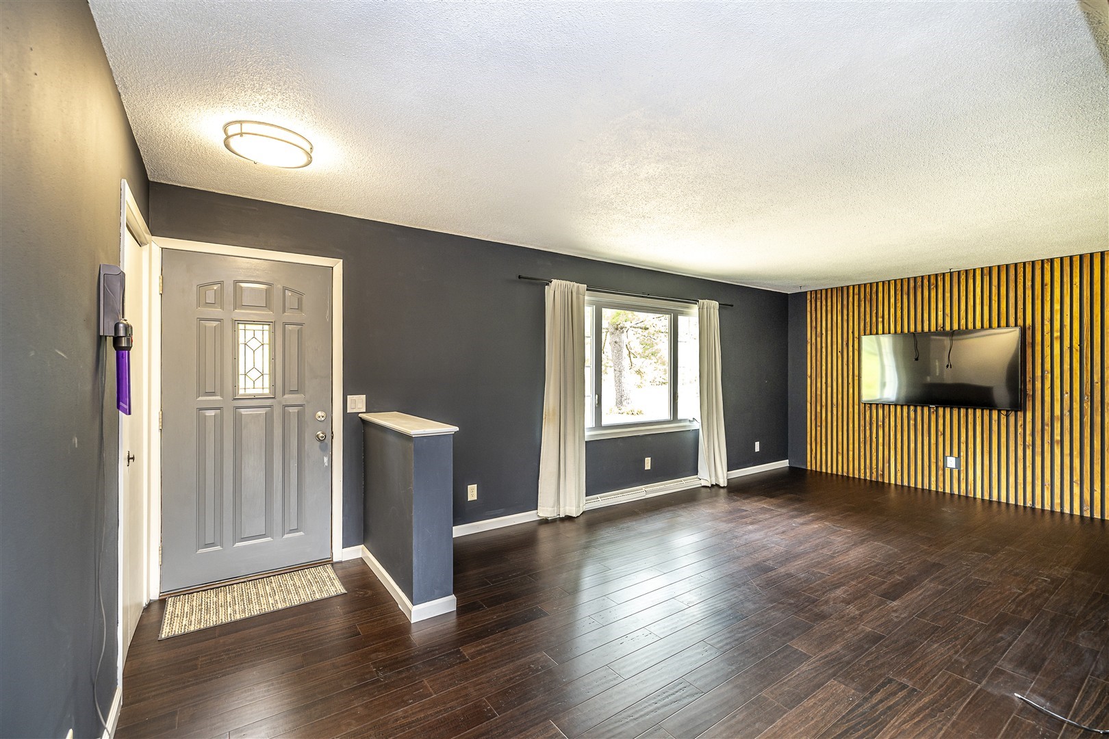 150 Scott Street Property Photo 4