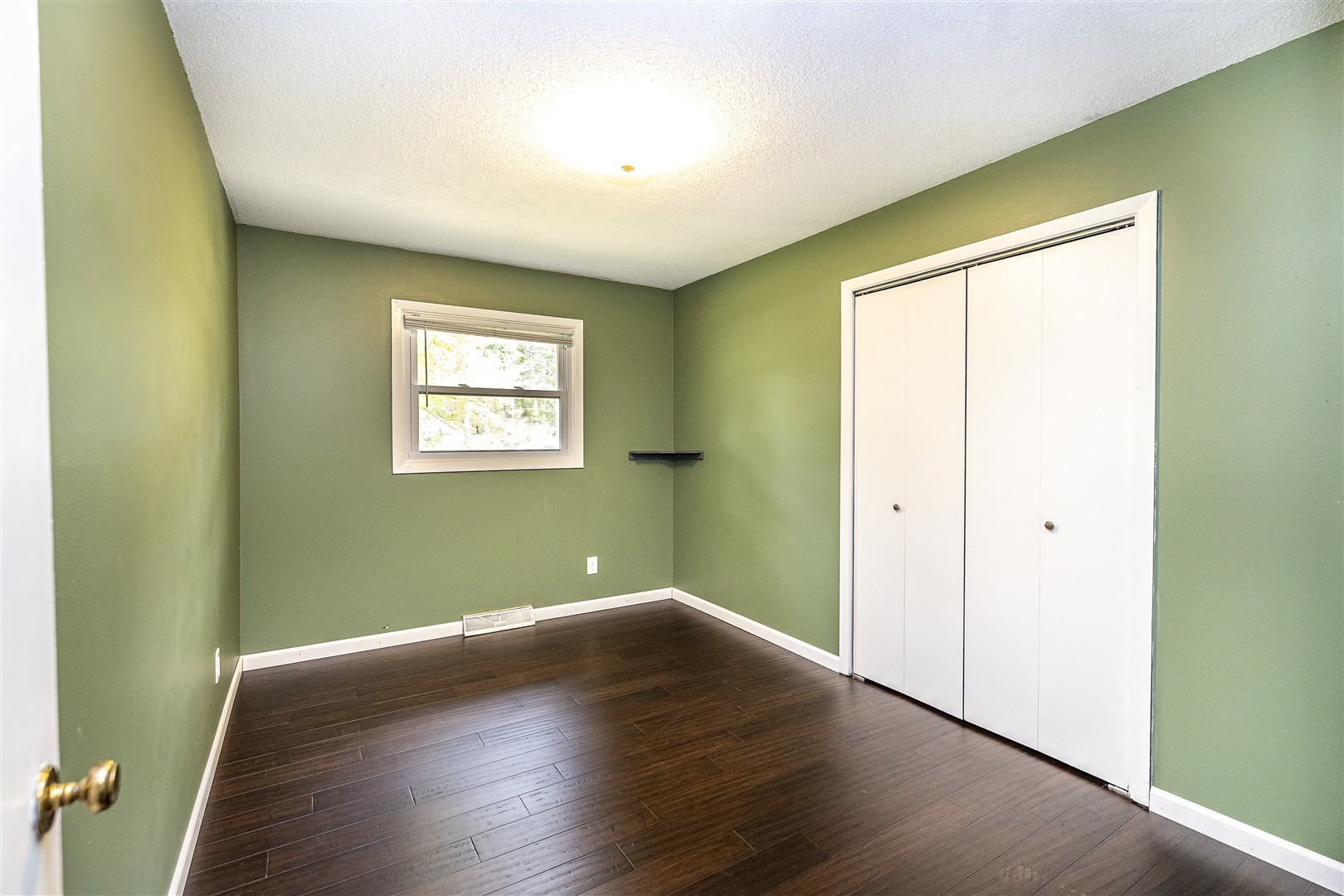 150 Scott Street Property Photo 9