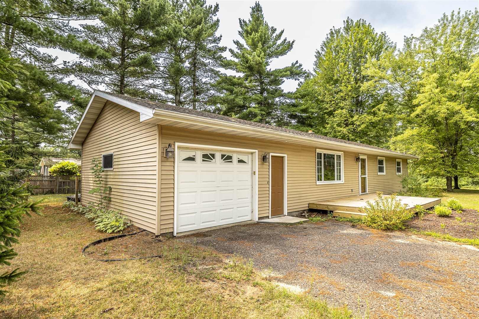 150 Scott Street Property Photo 16