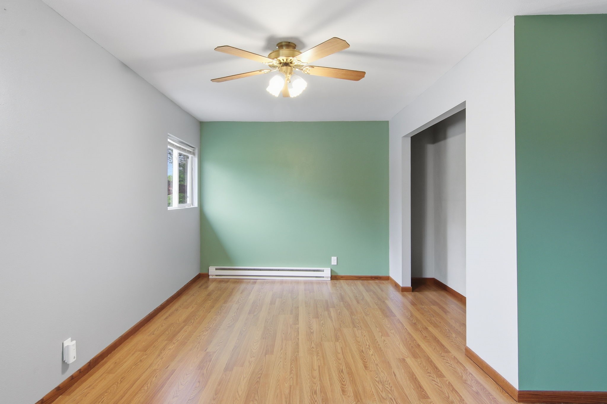 2124 Edgewood Lane Property Photo 10