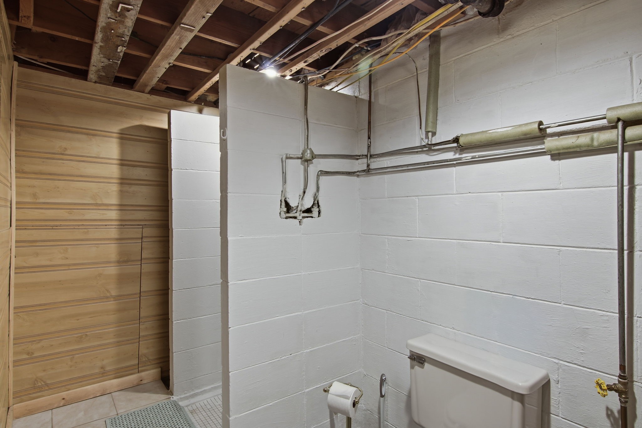 2124 Edgewood Lane Property Photo 16