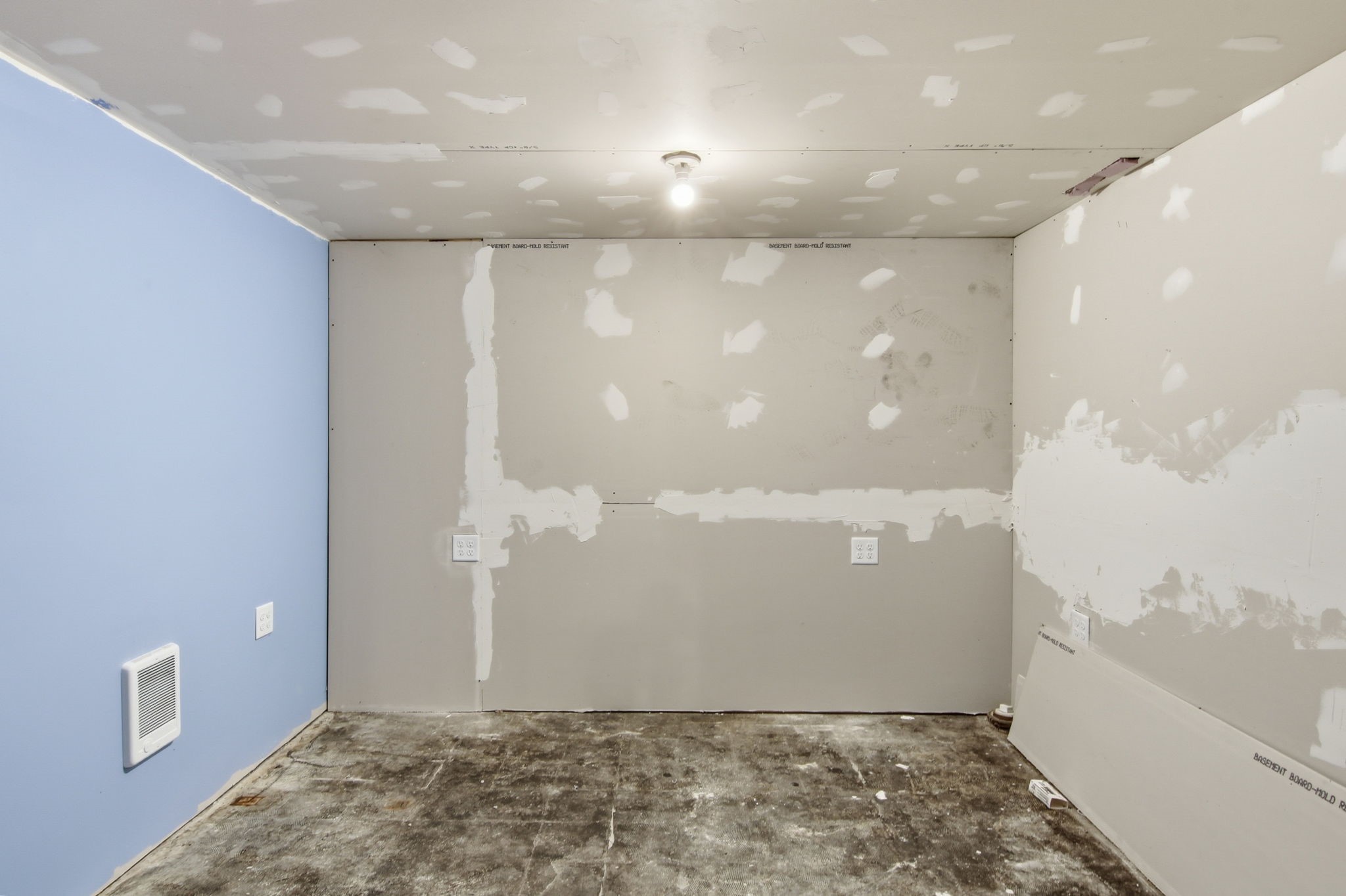 2124 Edgewood Lane Property Photo 23