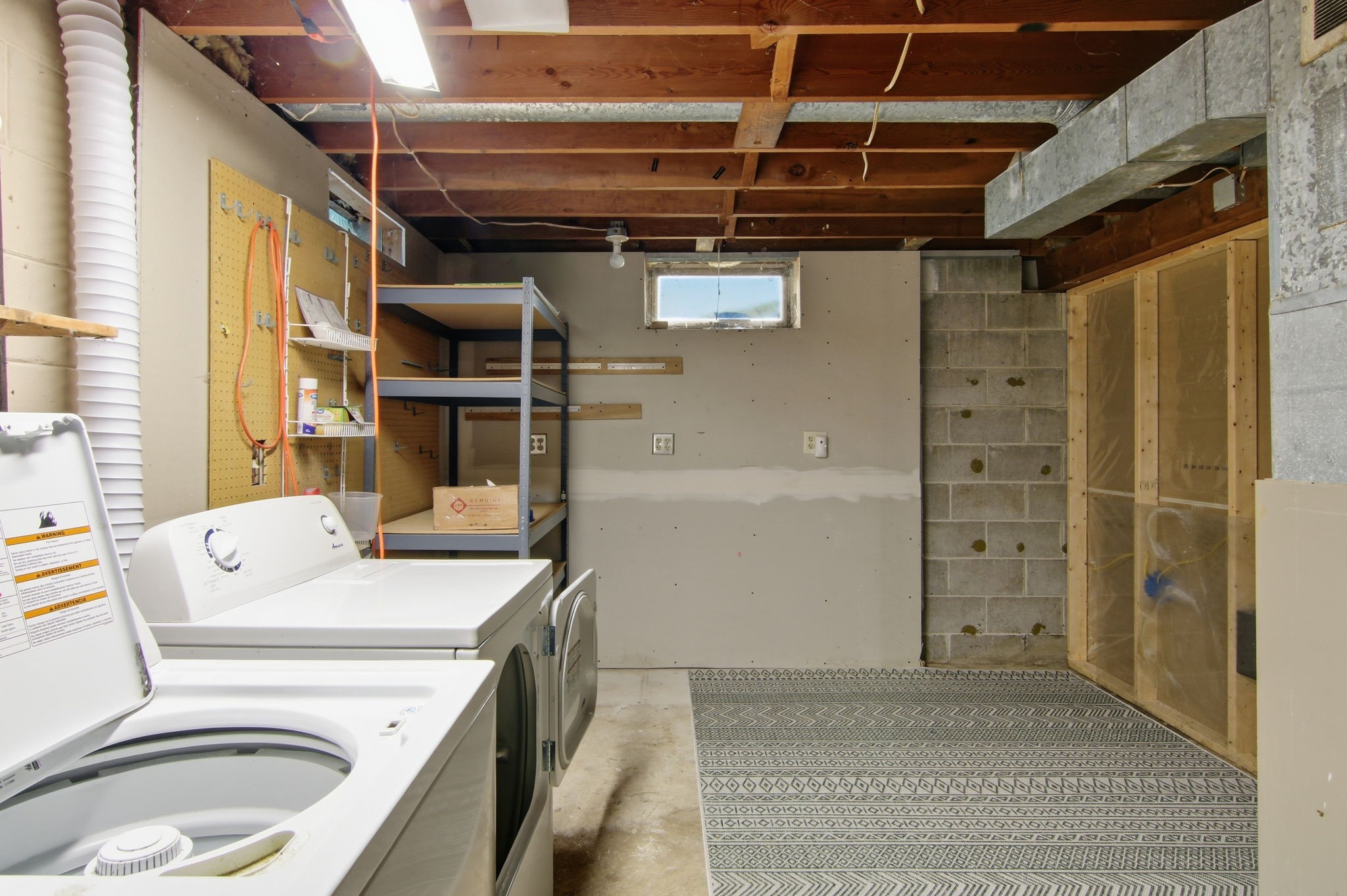 2124 Edgewood Lane Property Photo 24