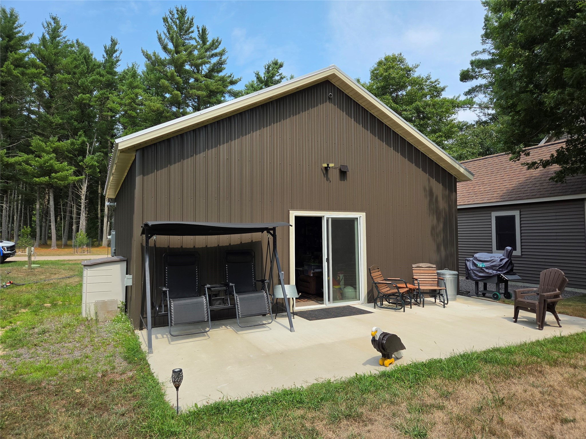 W8433 Doe Lane Property Photo 4