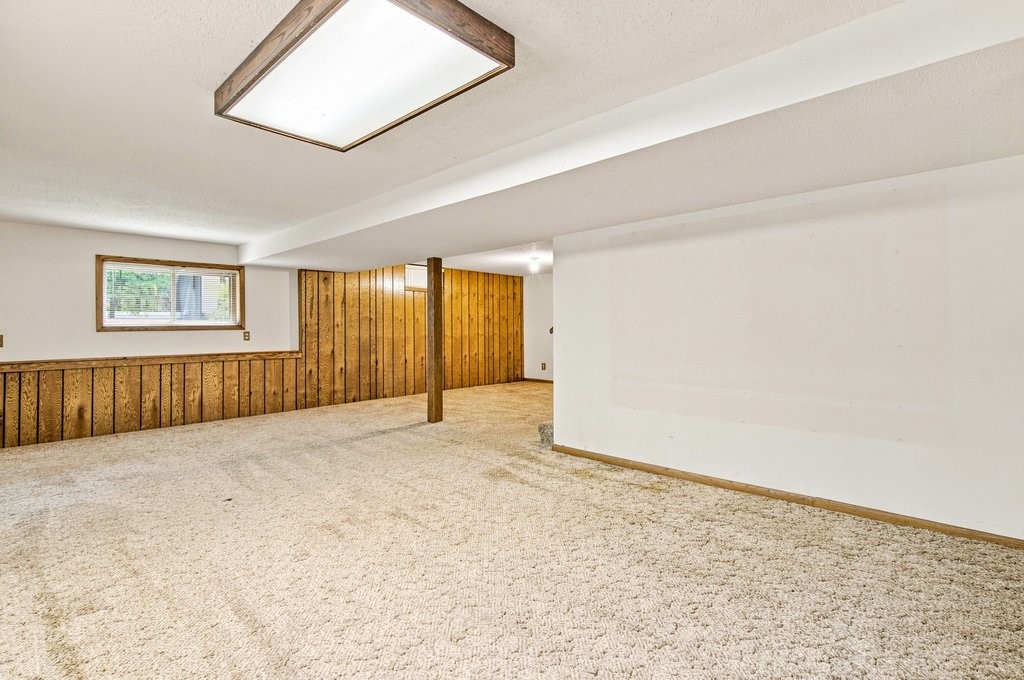E4602 479th Avenue Property Photo 30