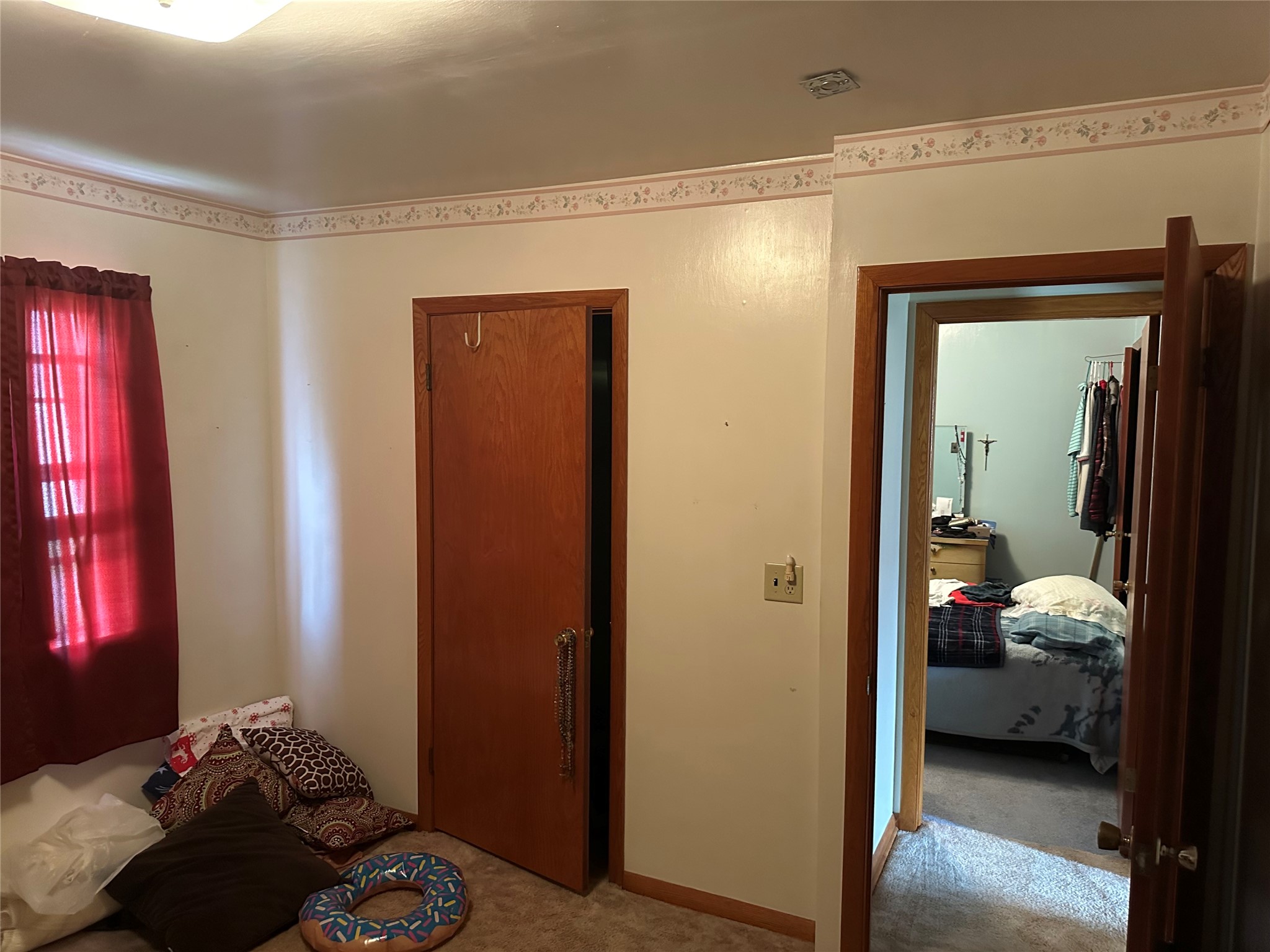 222 E Main Street Property Photo 14