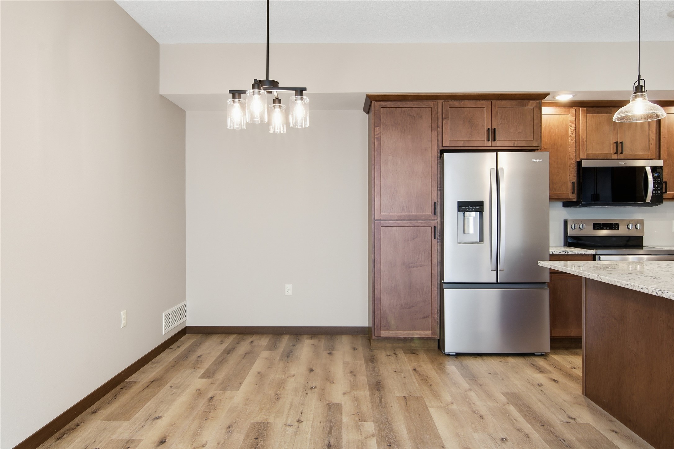 1323 Carpenter Avenue Property Photo 10