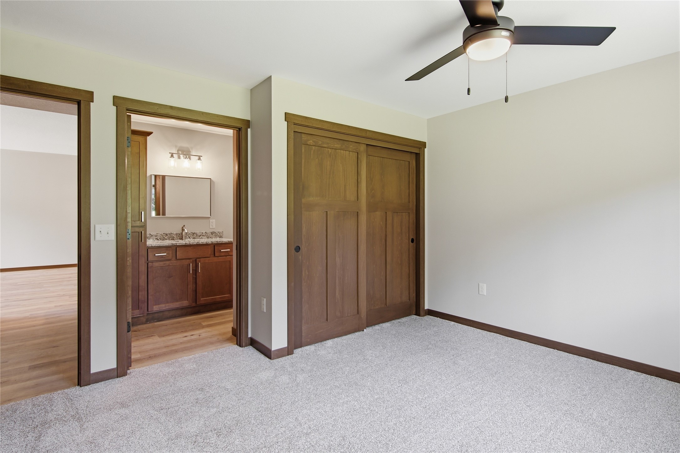 1323 Carpenter Avenue Property Photo 16