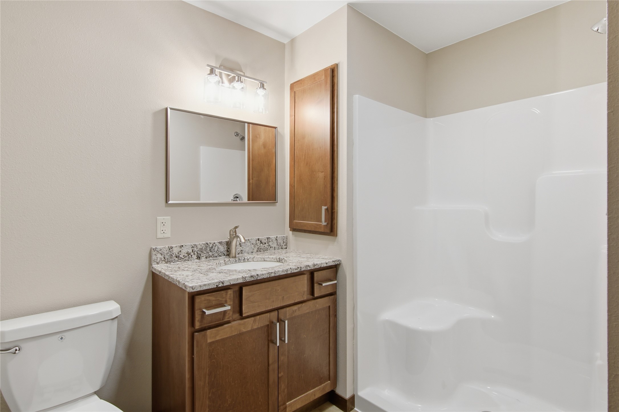 1323 Carpenter Avenue Property Photo 22