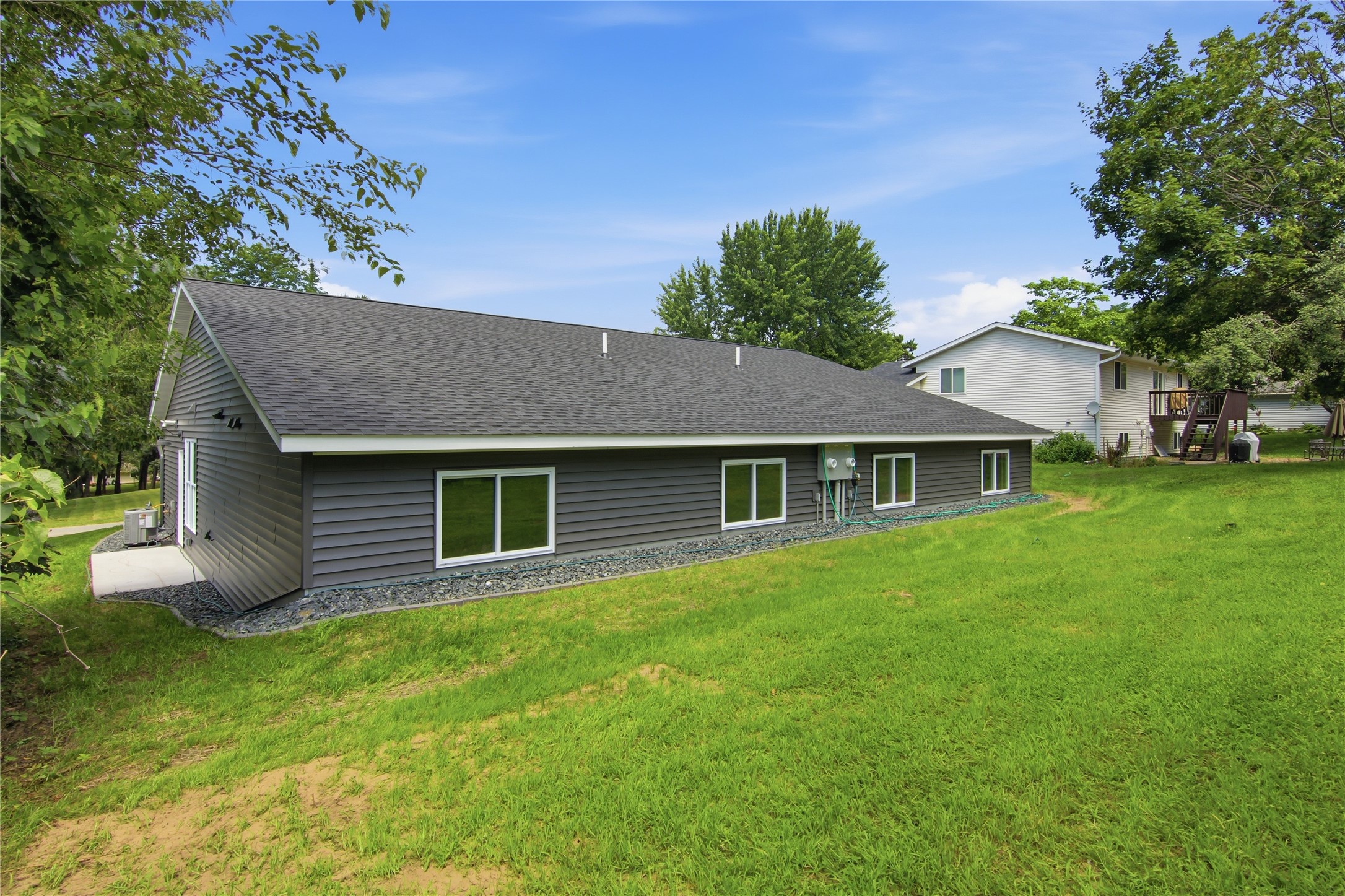 1323 Carpenter Avenue Property Photo 33