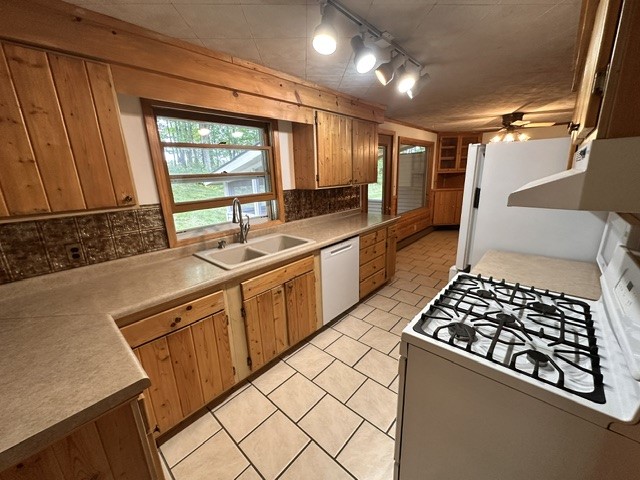 12115w Twin Lake Road Property Photo 4
