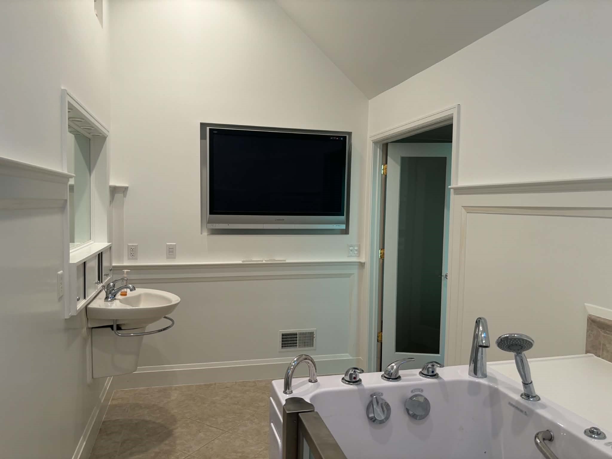 346 Heather Road Property Photo 23