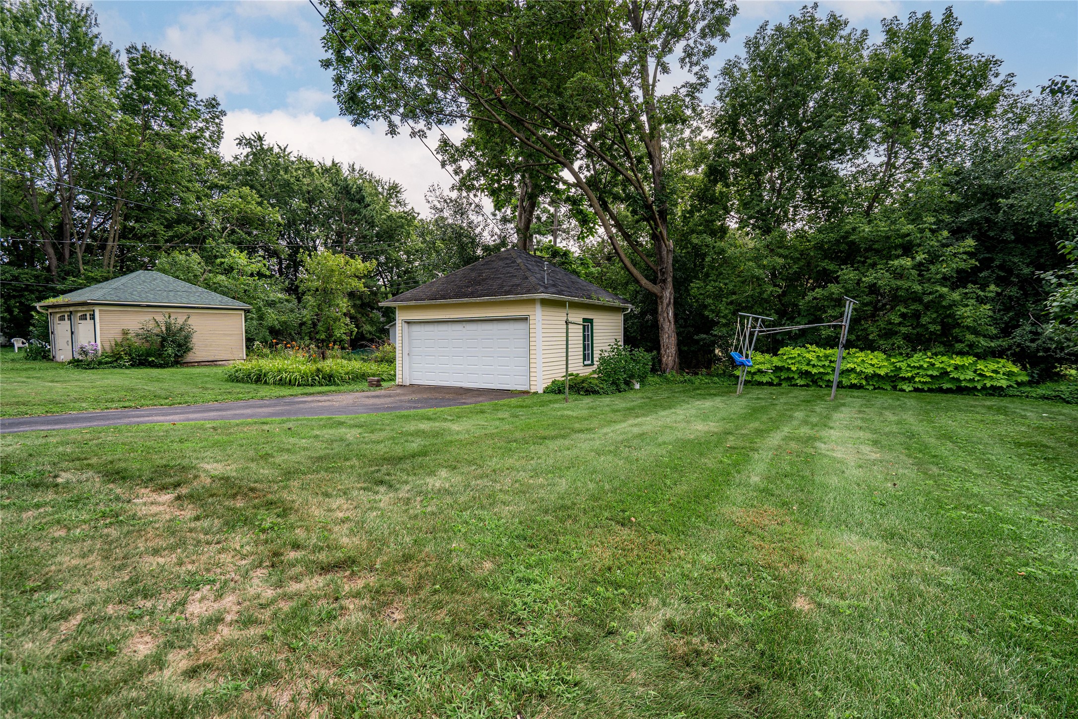 453 Summit Avenue Property Photo 45