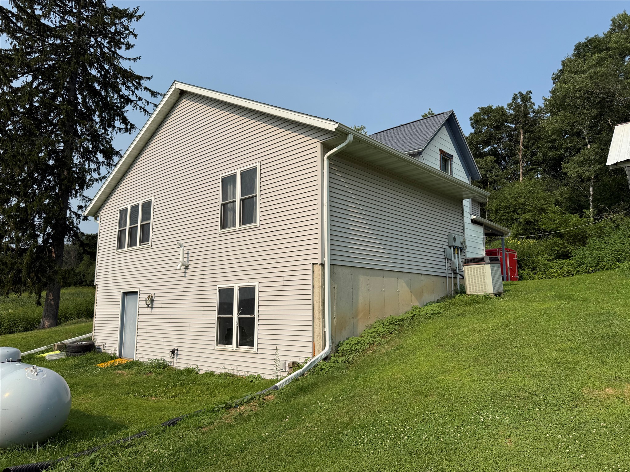 W15875 Schroeder Road Property Photo 4