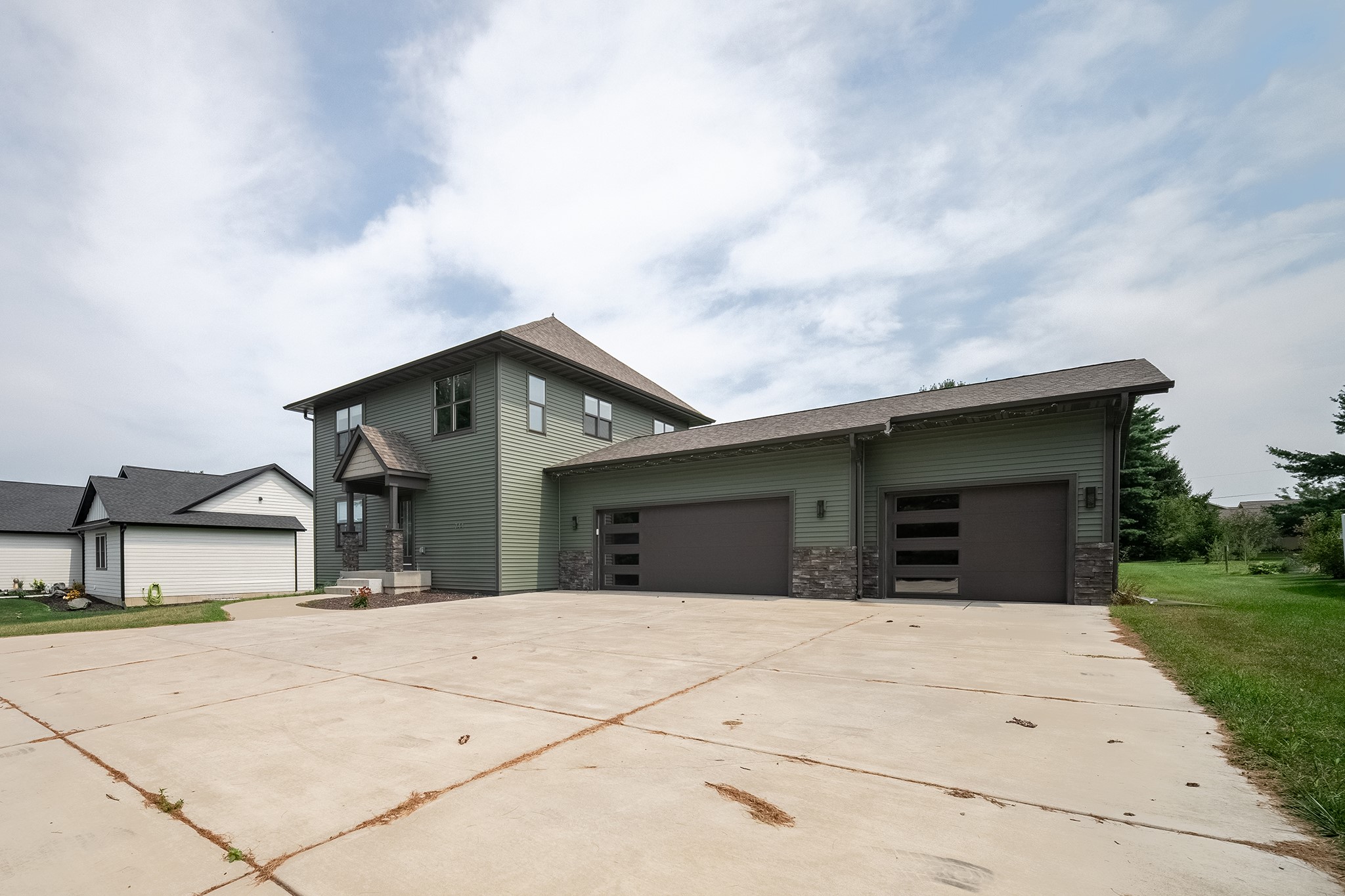744 S State Street Property Photo 2