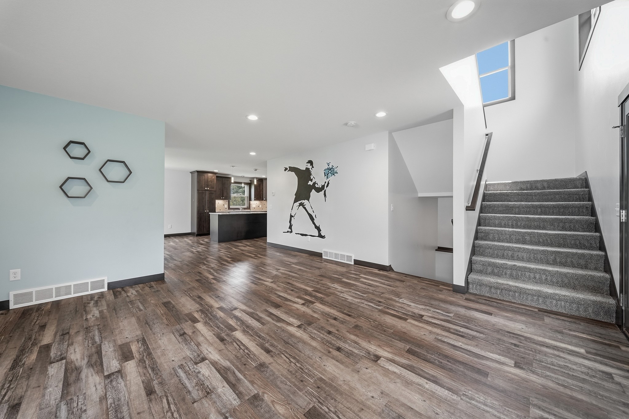 744 S State Street Property Photo 15