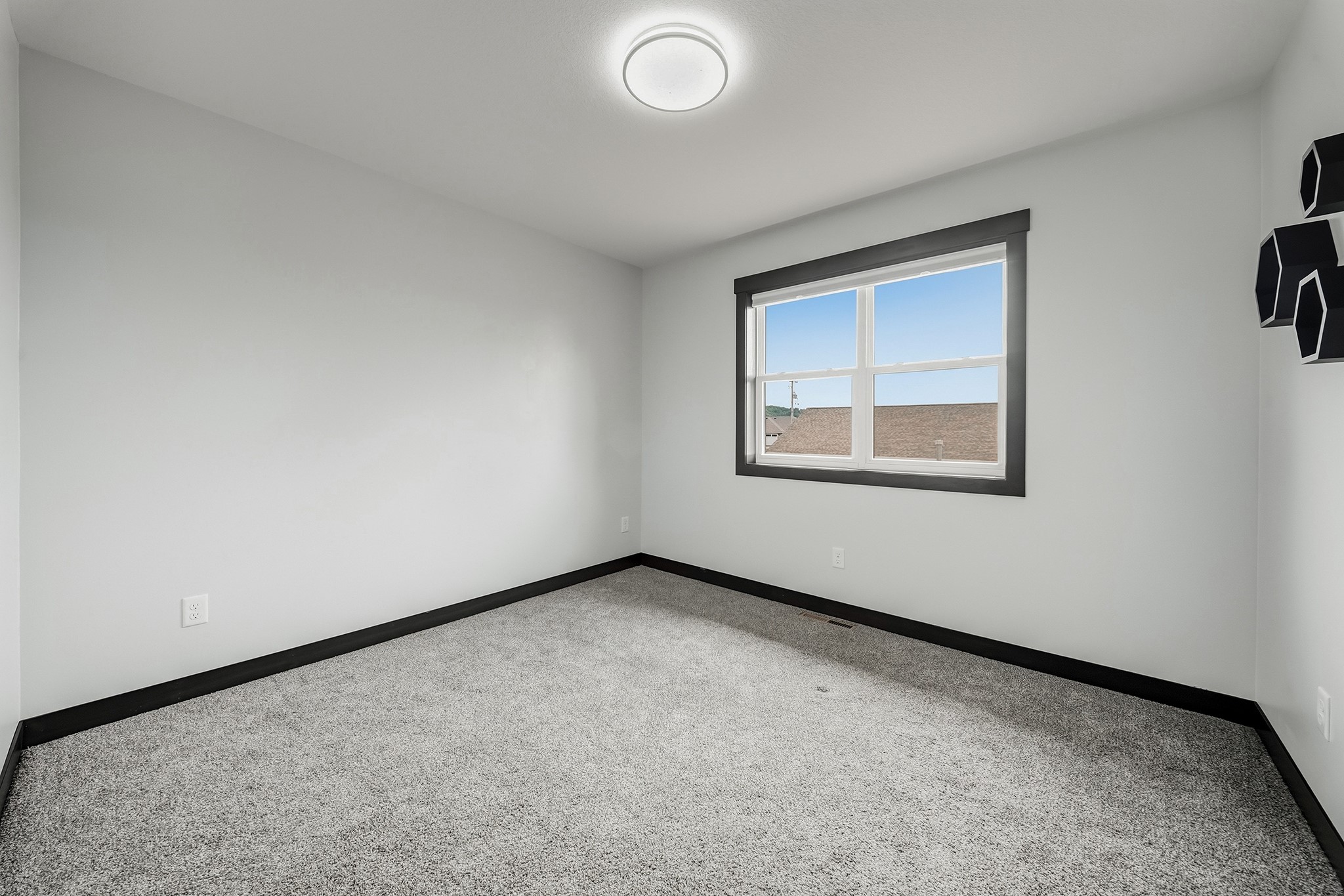 744 S State Street Property Photo 30