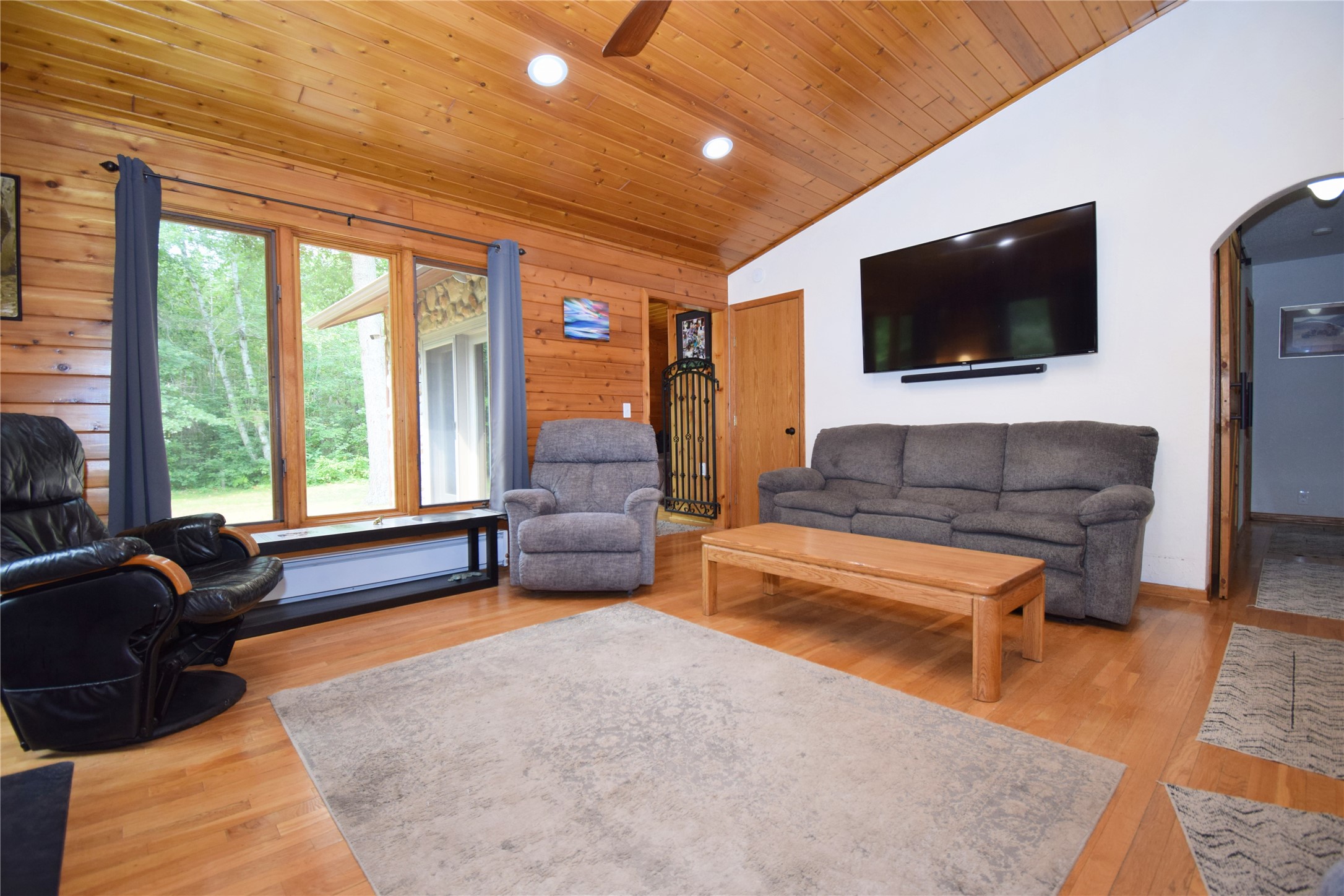 25707 Smith Road Property Photo 9