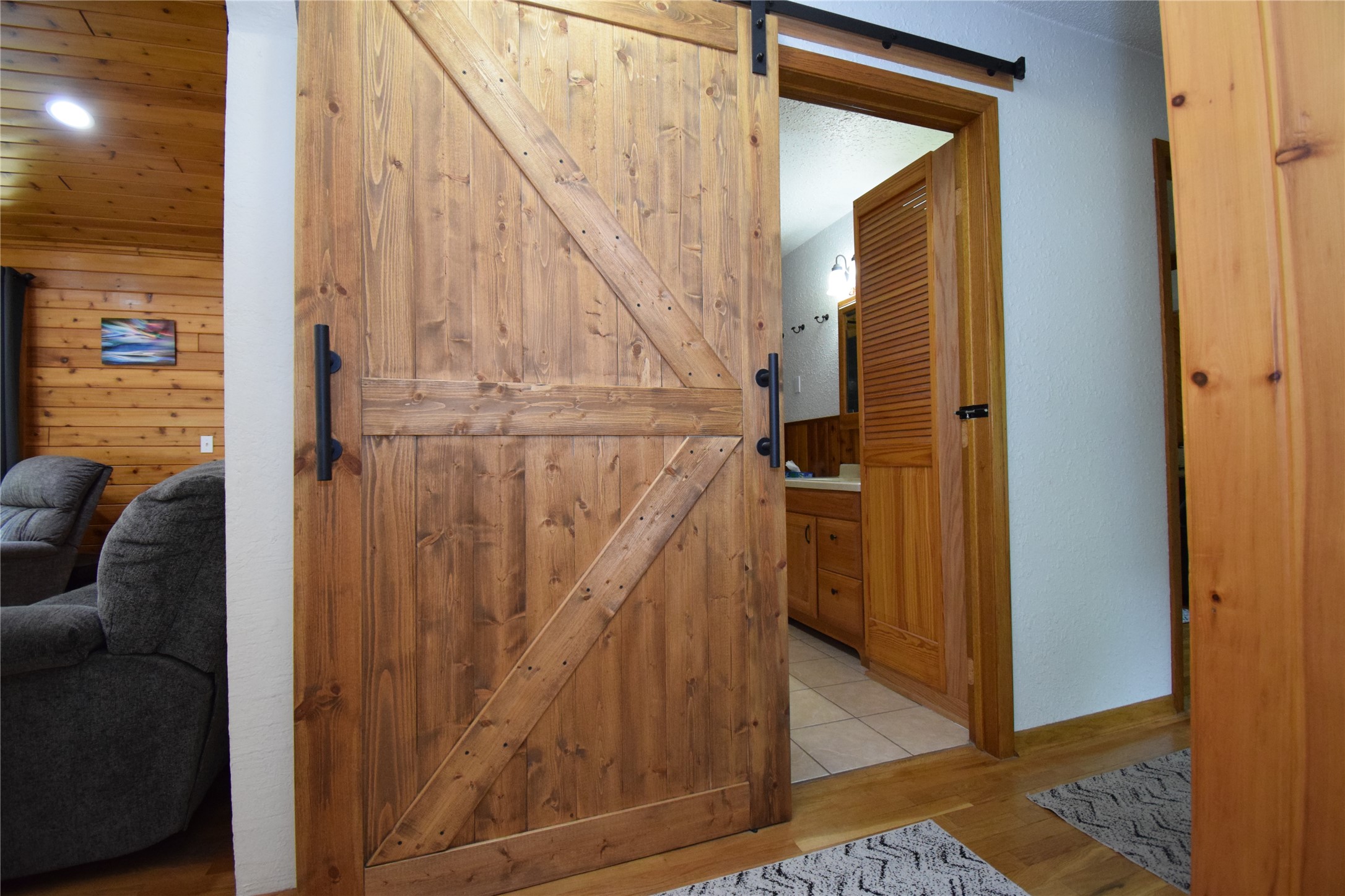25707 Smith Road Property Photo 17