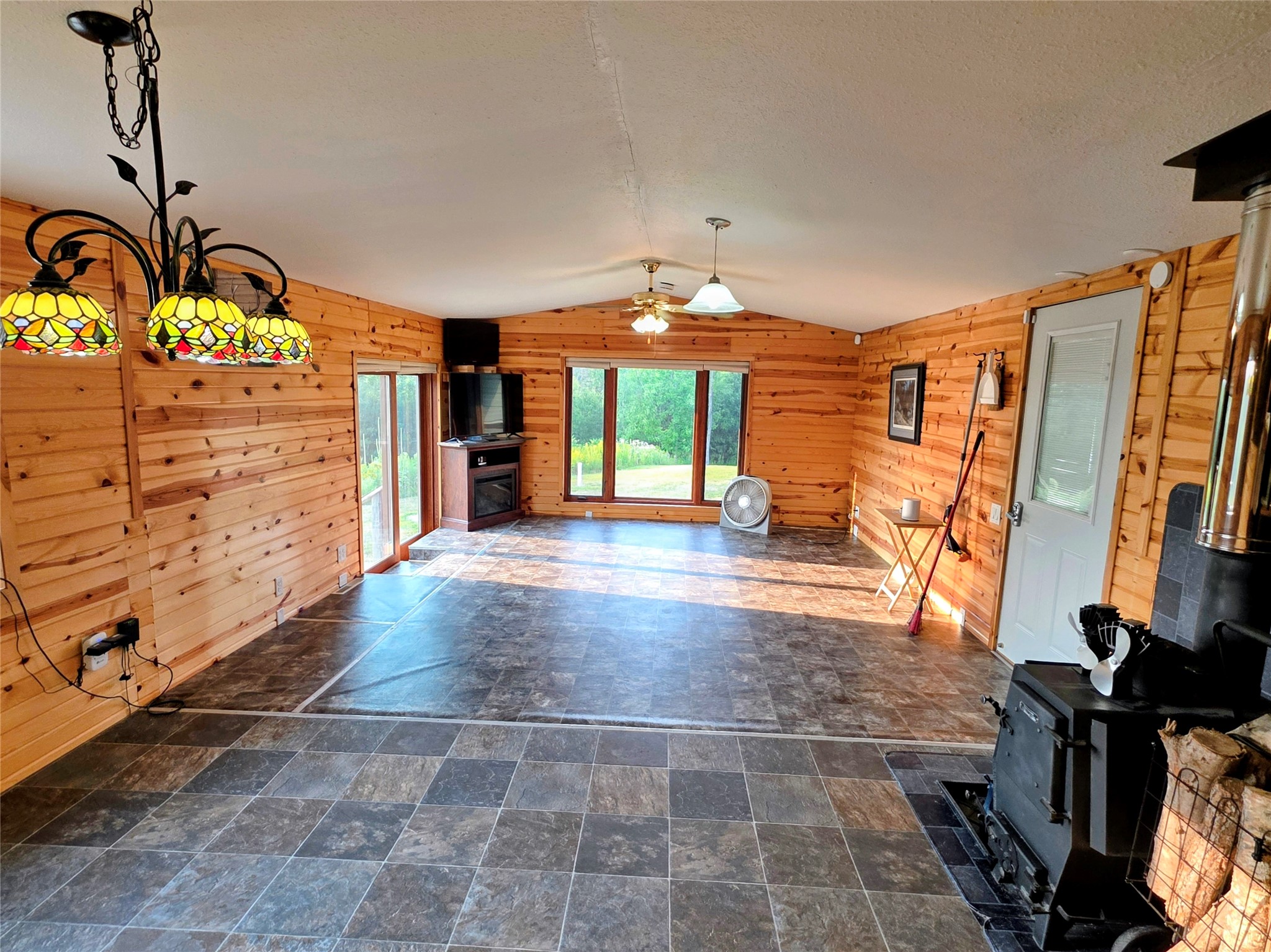 N 1335 Pine Grove Road Property Photo 14
