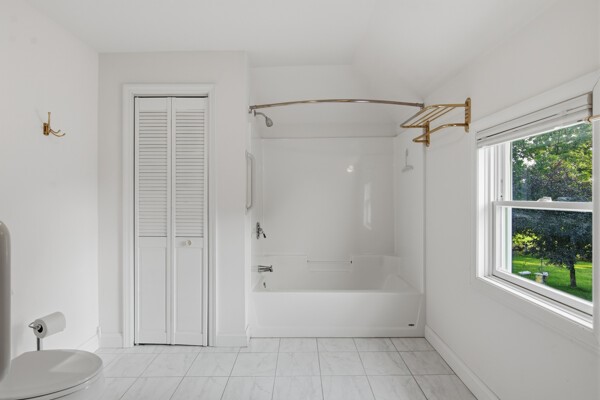 4110 / 4160 Folsom Street Property Photo 27