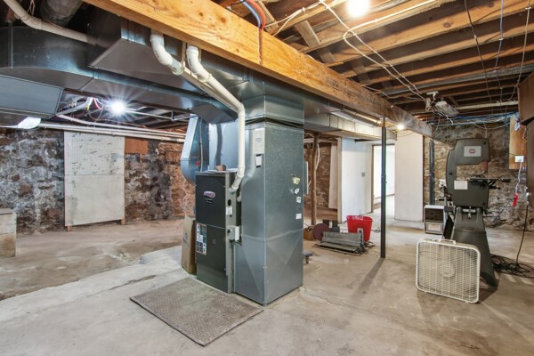 4110 / 4160 Folsom Street Property Photo 32