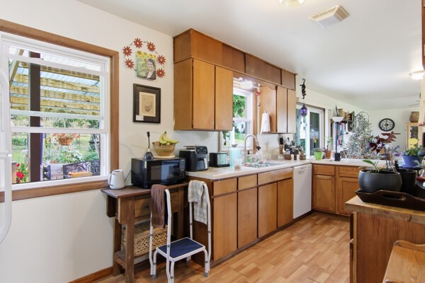 4110 / 4160 Folsom Street Property Photo 42