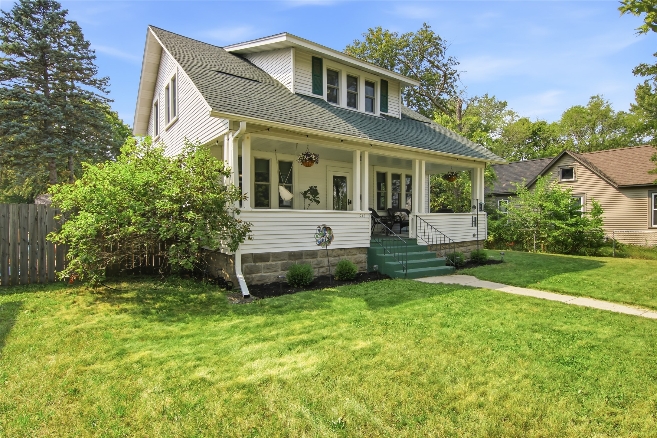 540 Cochrane Street Property Photo 4