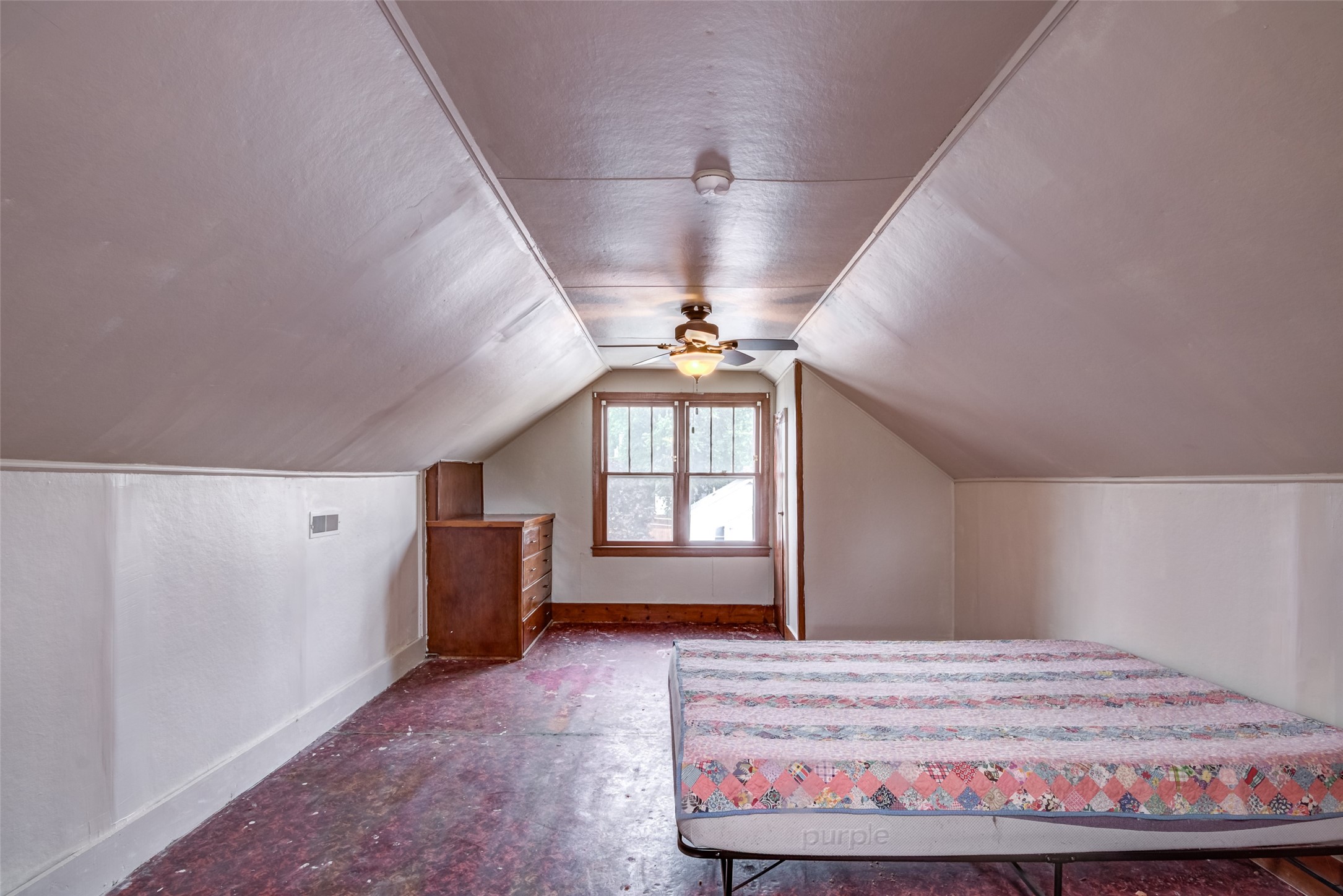 523 W Elm Street Property Photo 16