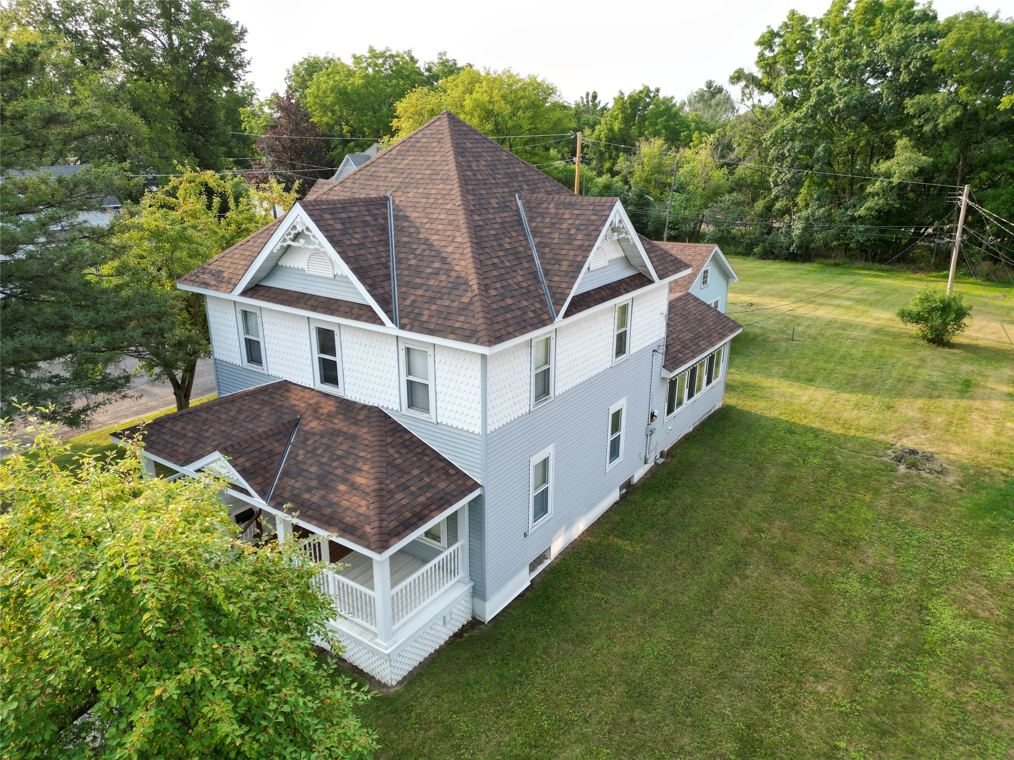 418 Worden Avenue E Property Photo 4