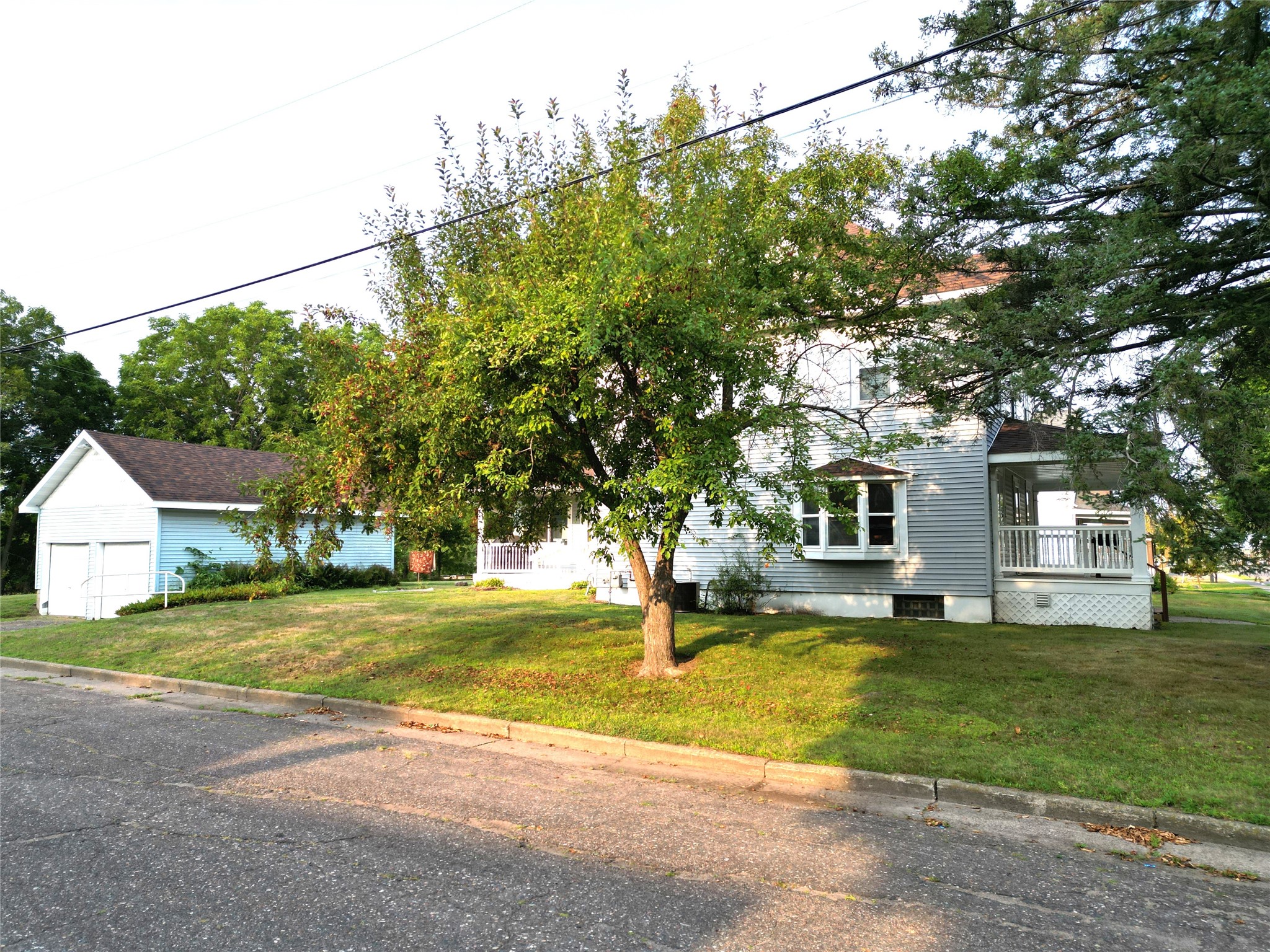 418 Worden Avenue E Property Photo 25