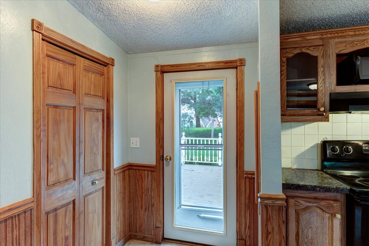 N9912 330th Street Property Photo 13