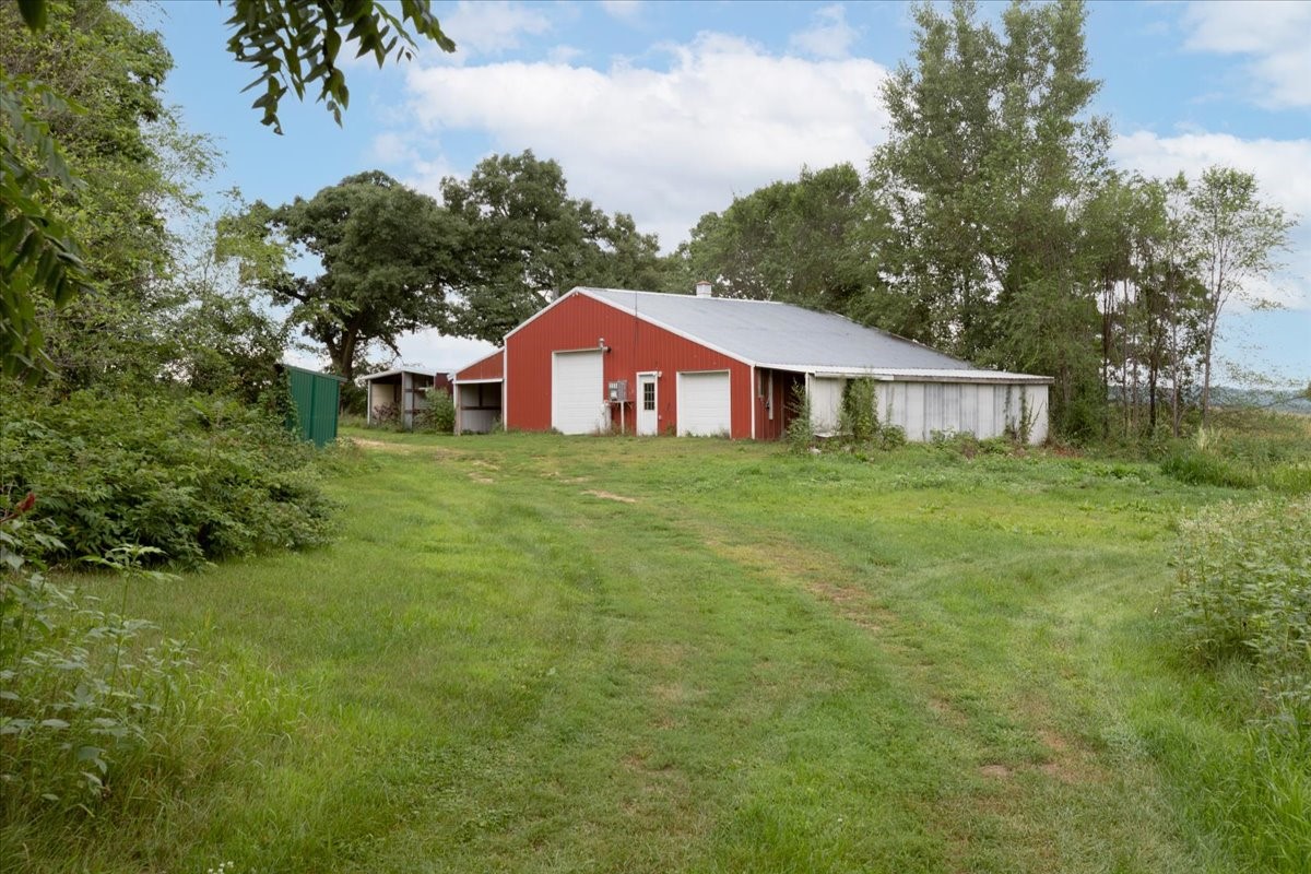 N9912 330th Street Property Photo 43