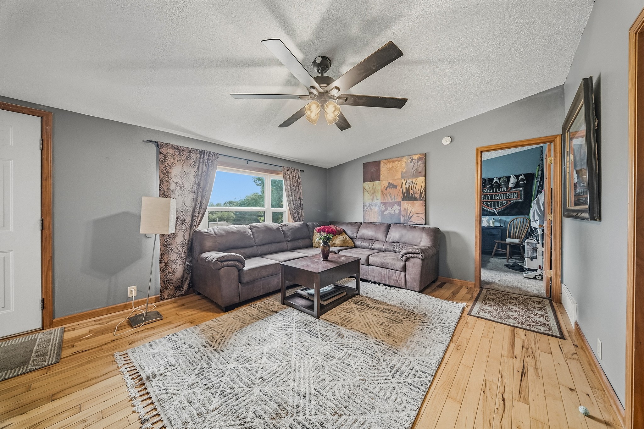 1318 S Gooder Avenue Property Photo 13