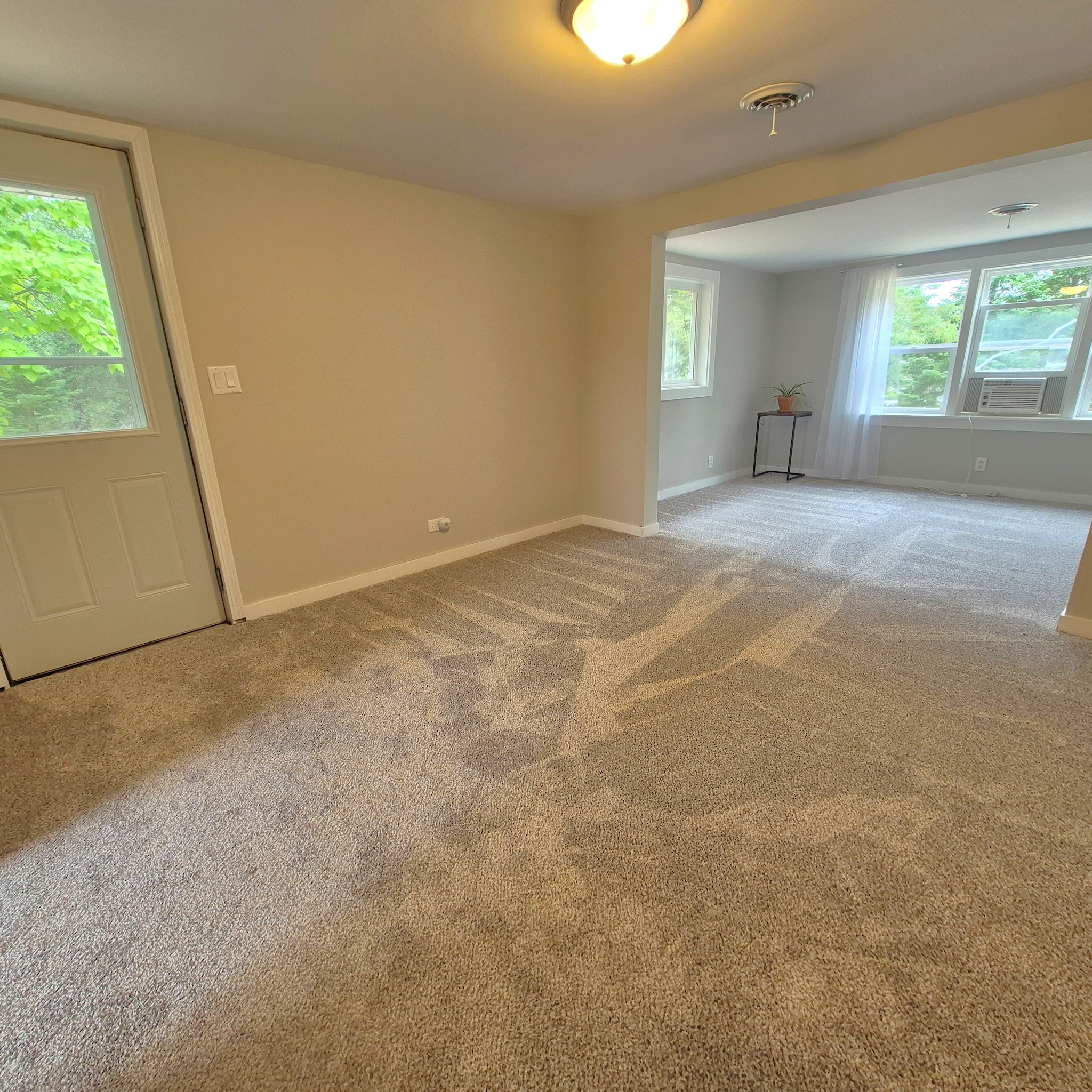 11011n Airport Road Property Photo 8